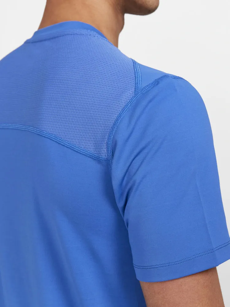 Triko CRAFT ADV Essence SS