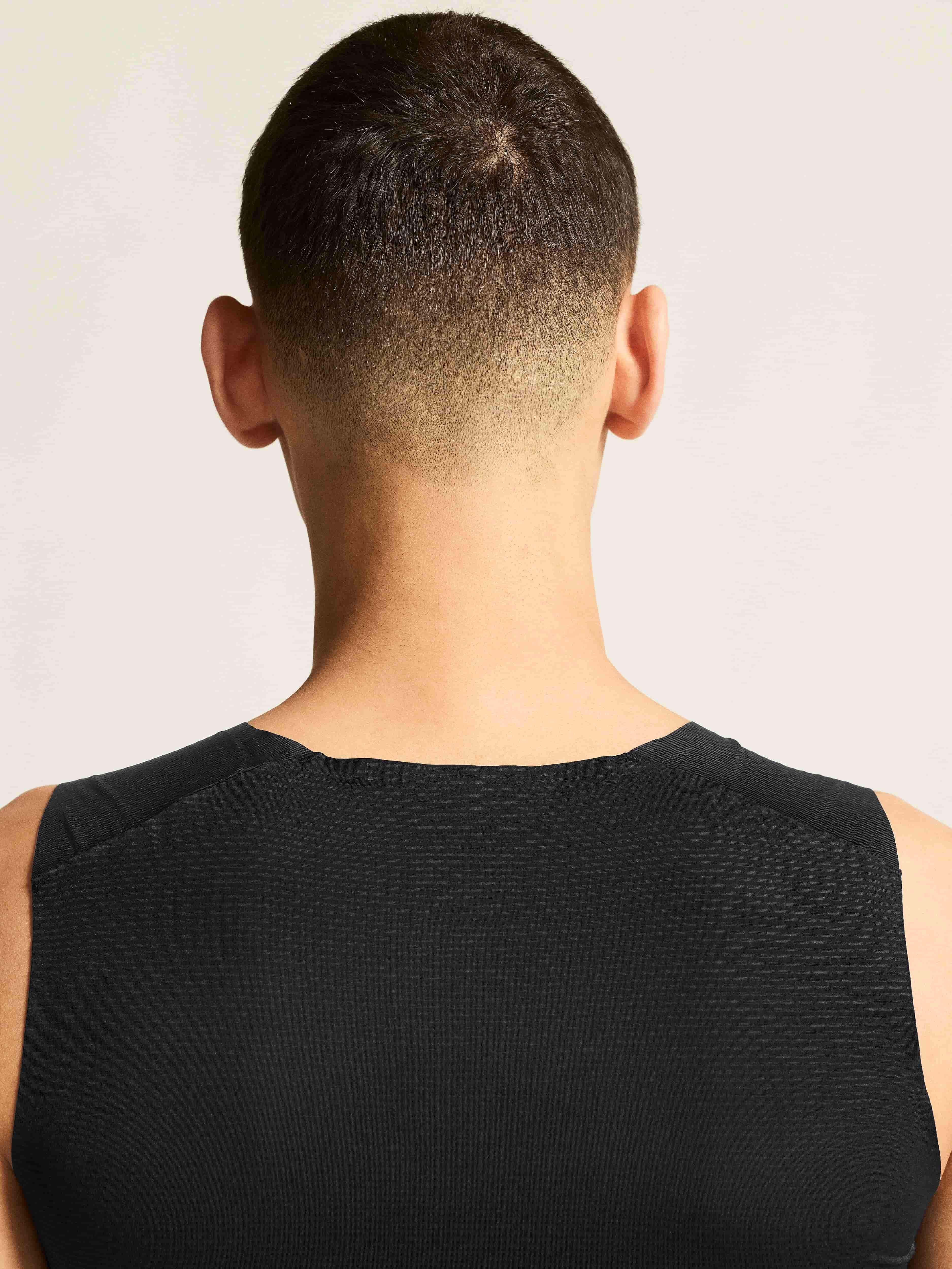 Nátělník CRAFT Active Nanoweight SL