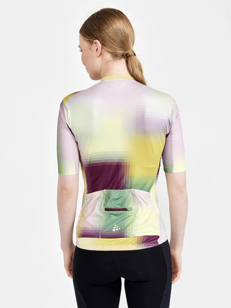 W Cyklodres CRAFT ADV Aero