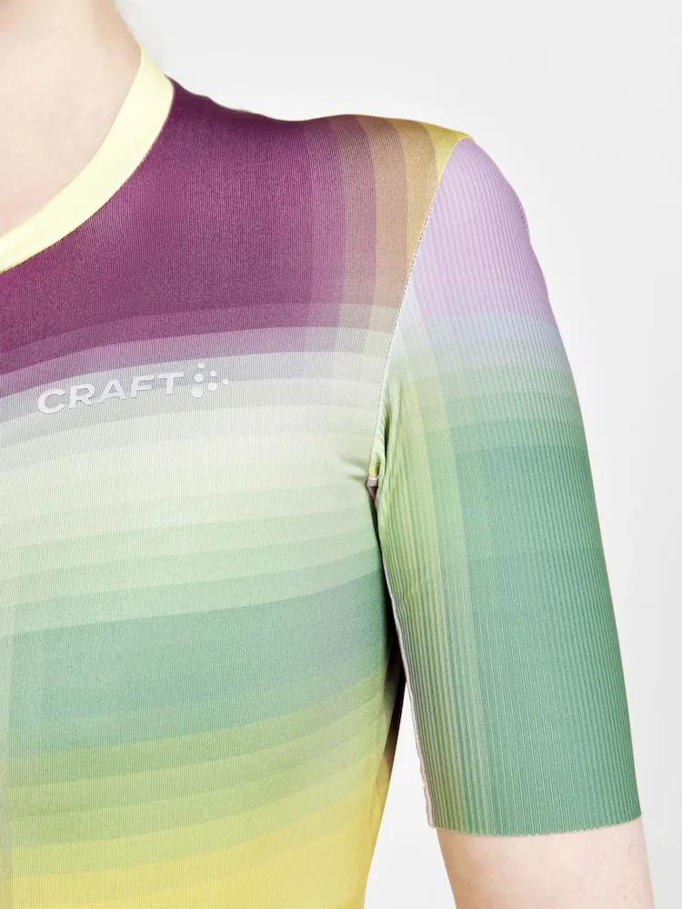 W Cyklodres CRAFT ADV Aero