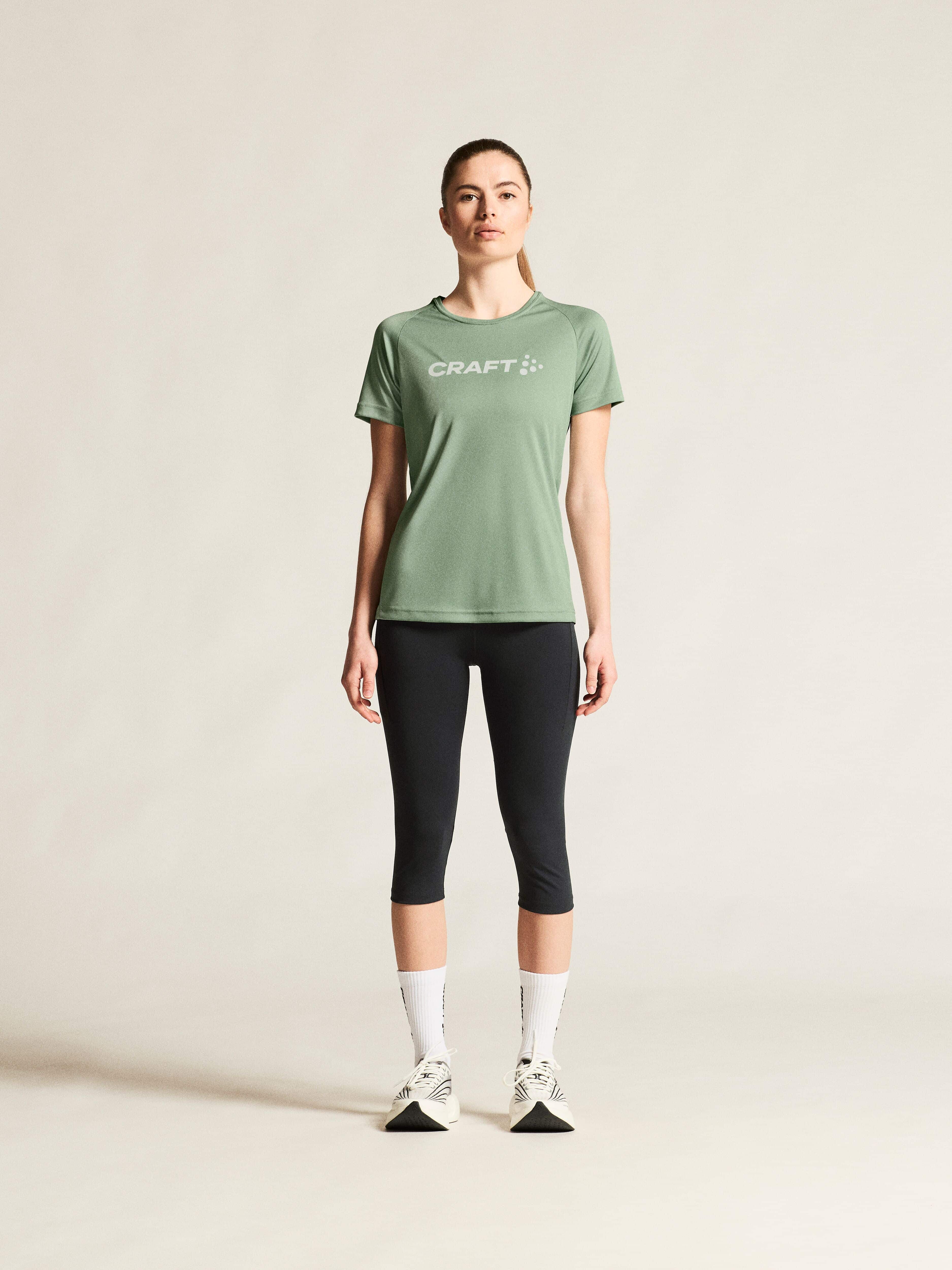 W Triko CRAFT CORE Essence Logo