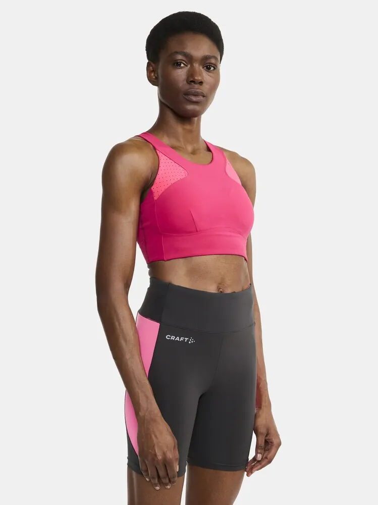 W Šortky CRAFT ADV Essence 2