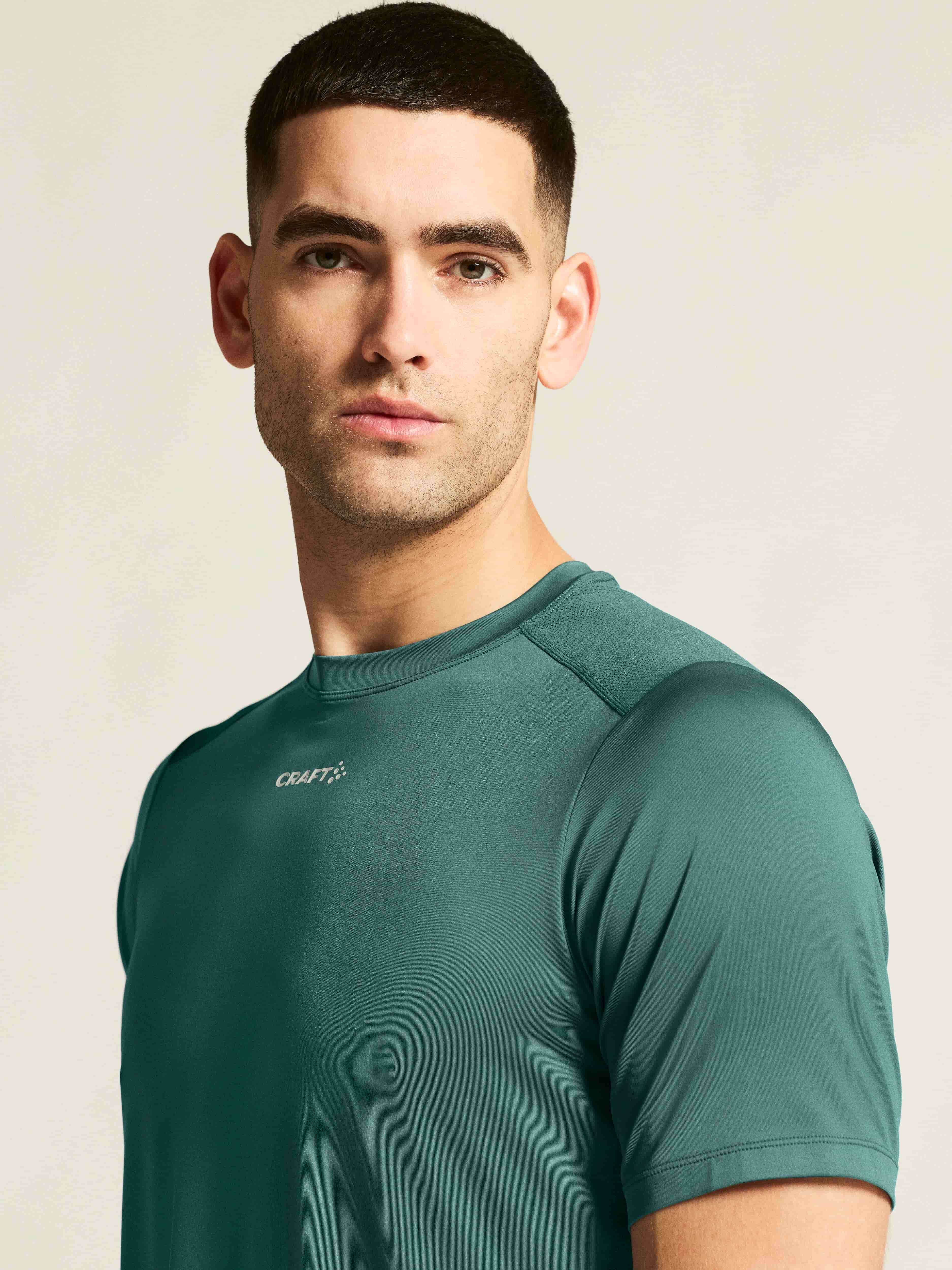 Triko CRAFT ADV Essence SS