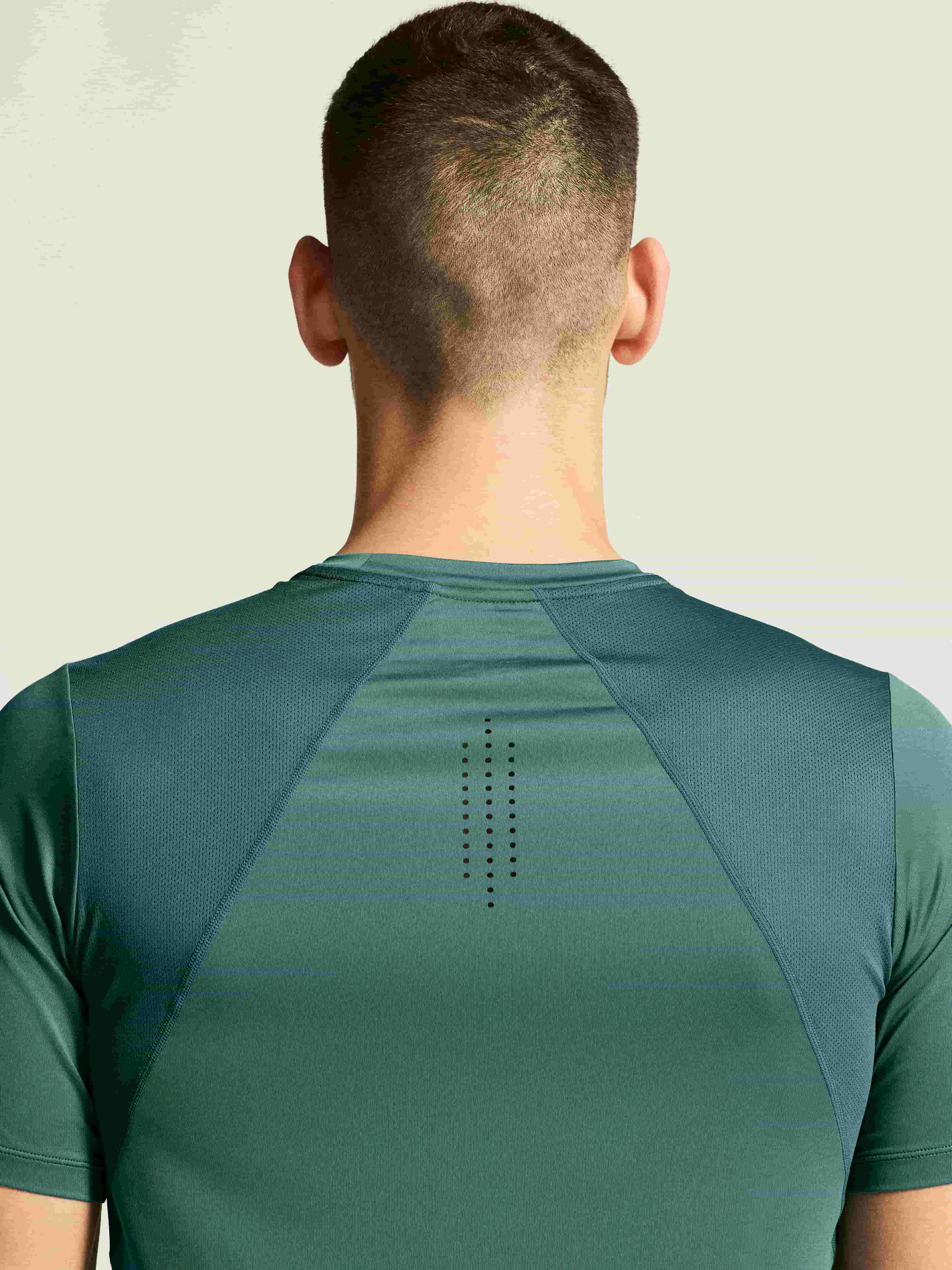 Triko CRAFT ADV Essence SS