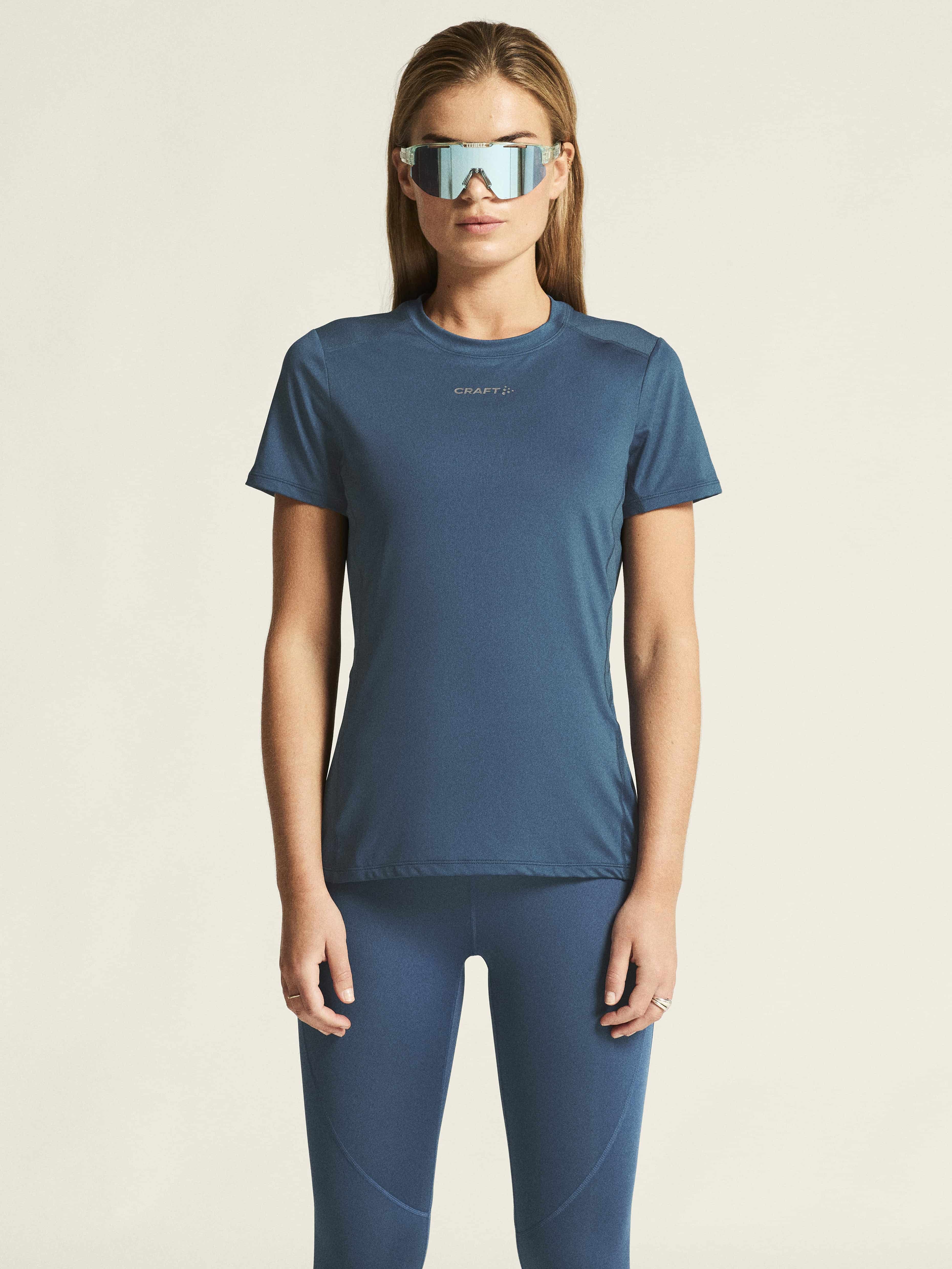 W Triko CRAFT ADV Essence SS 2