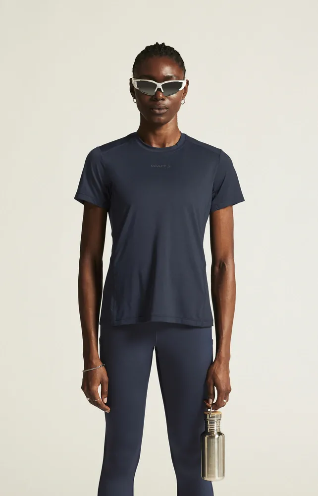 W Triko CRAFT ADV Essence SS 2