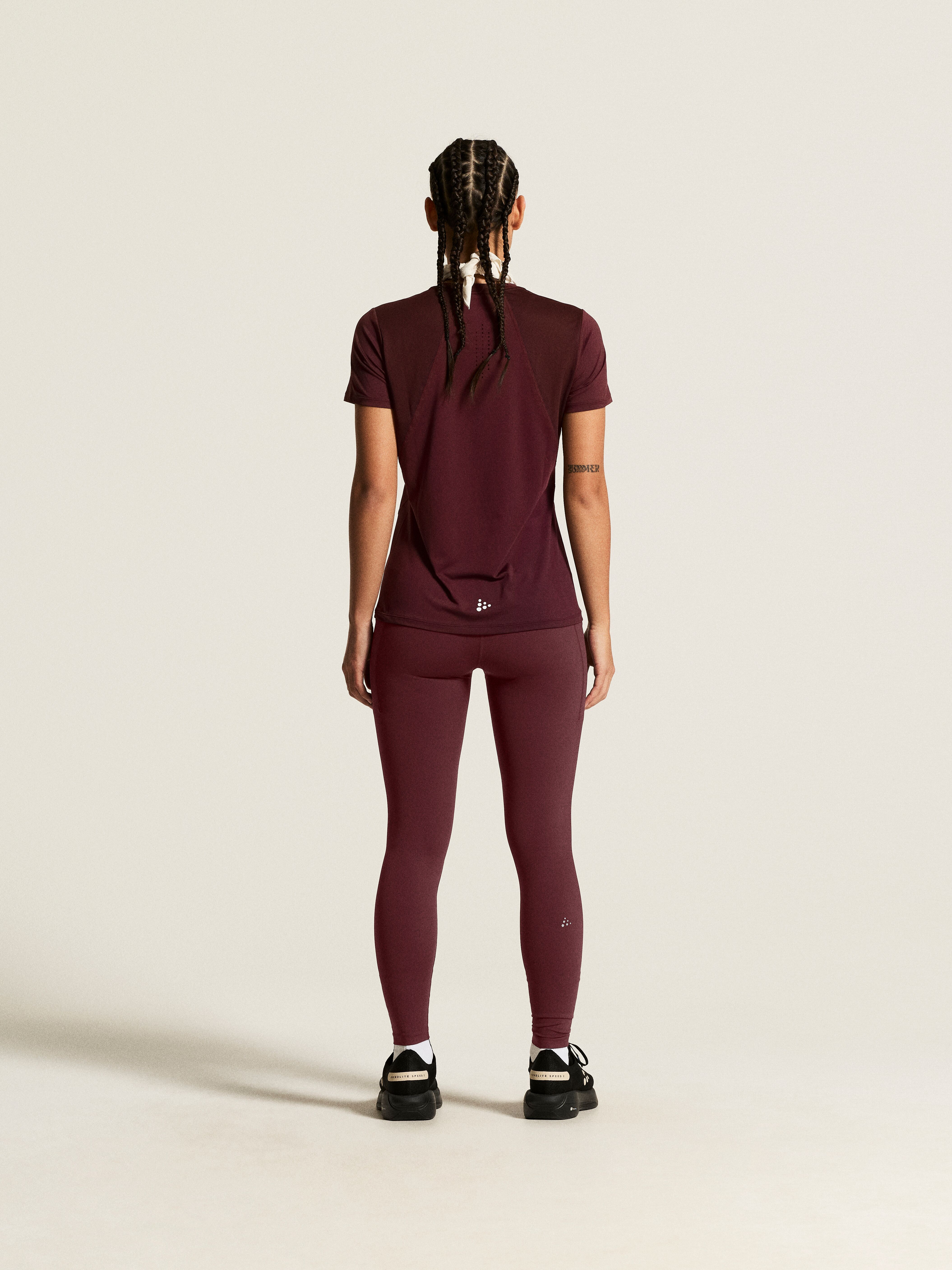 W Triko CRAFT ADV Essence SS Tee 2