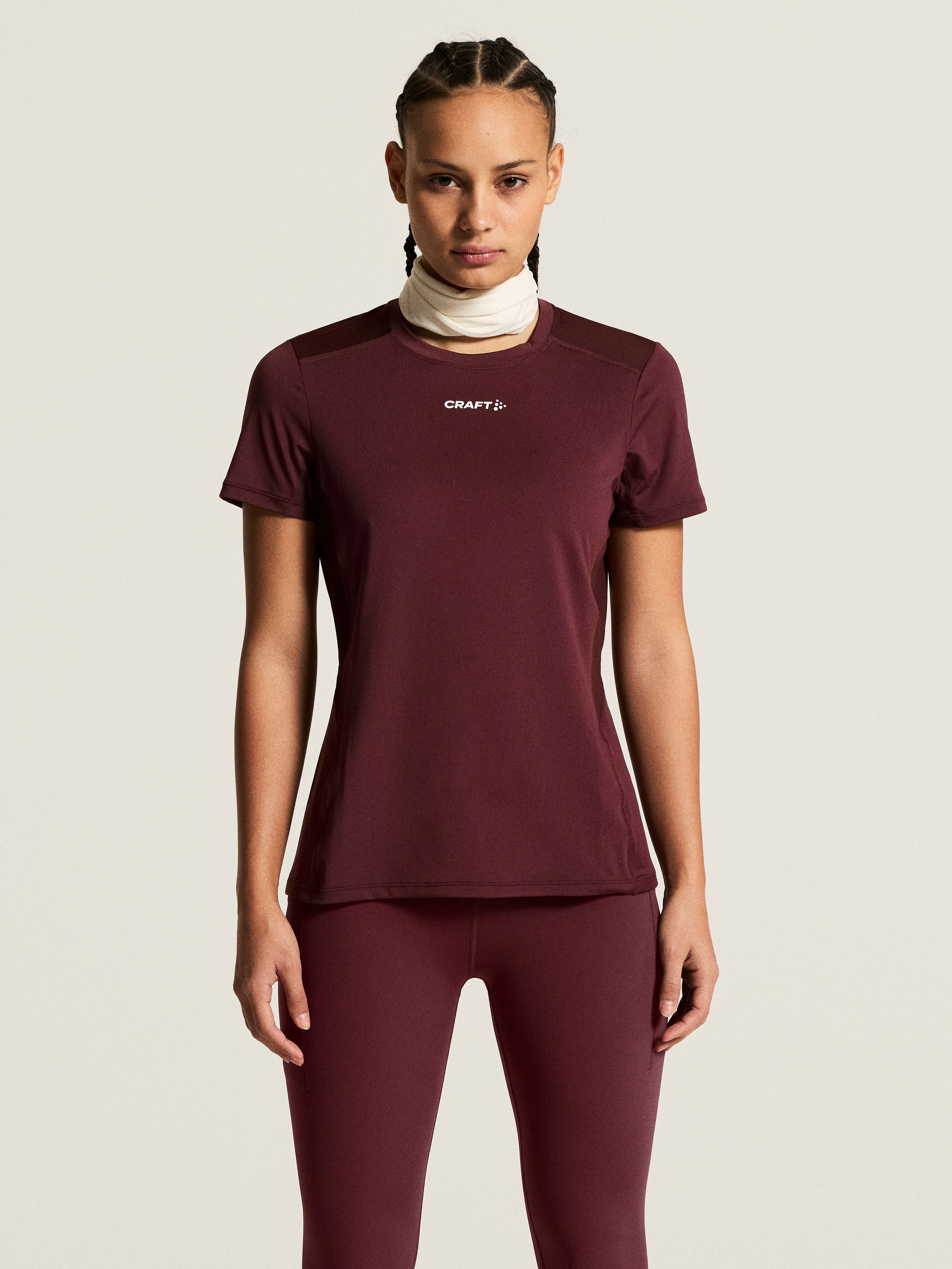 W Triko CRAFT ADV Essence SS Tee 2