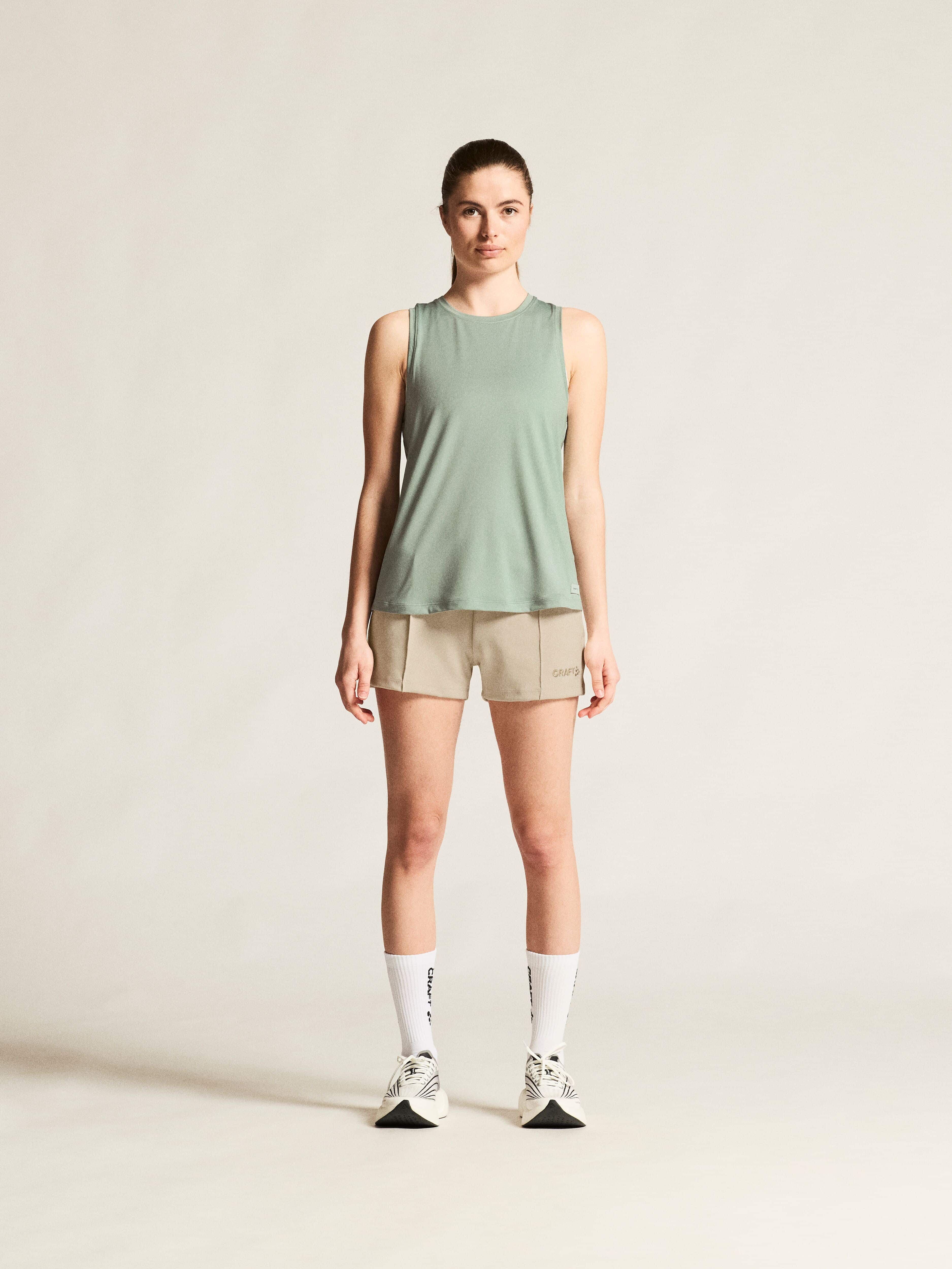 W Nátělník CRAFT Collective