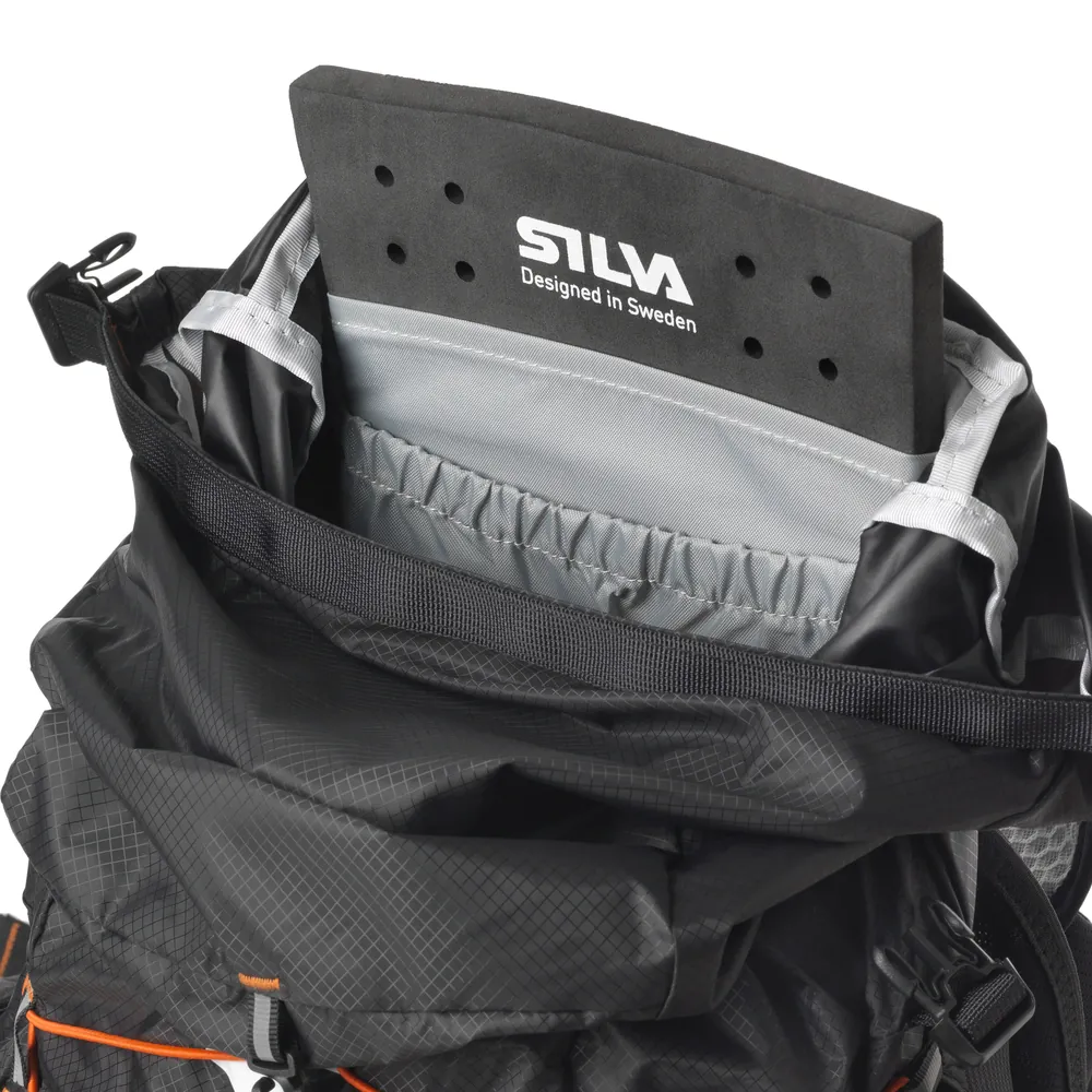 Batoh SILVA Strive Mountain Pack 23+3 M/L
