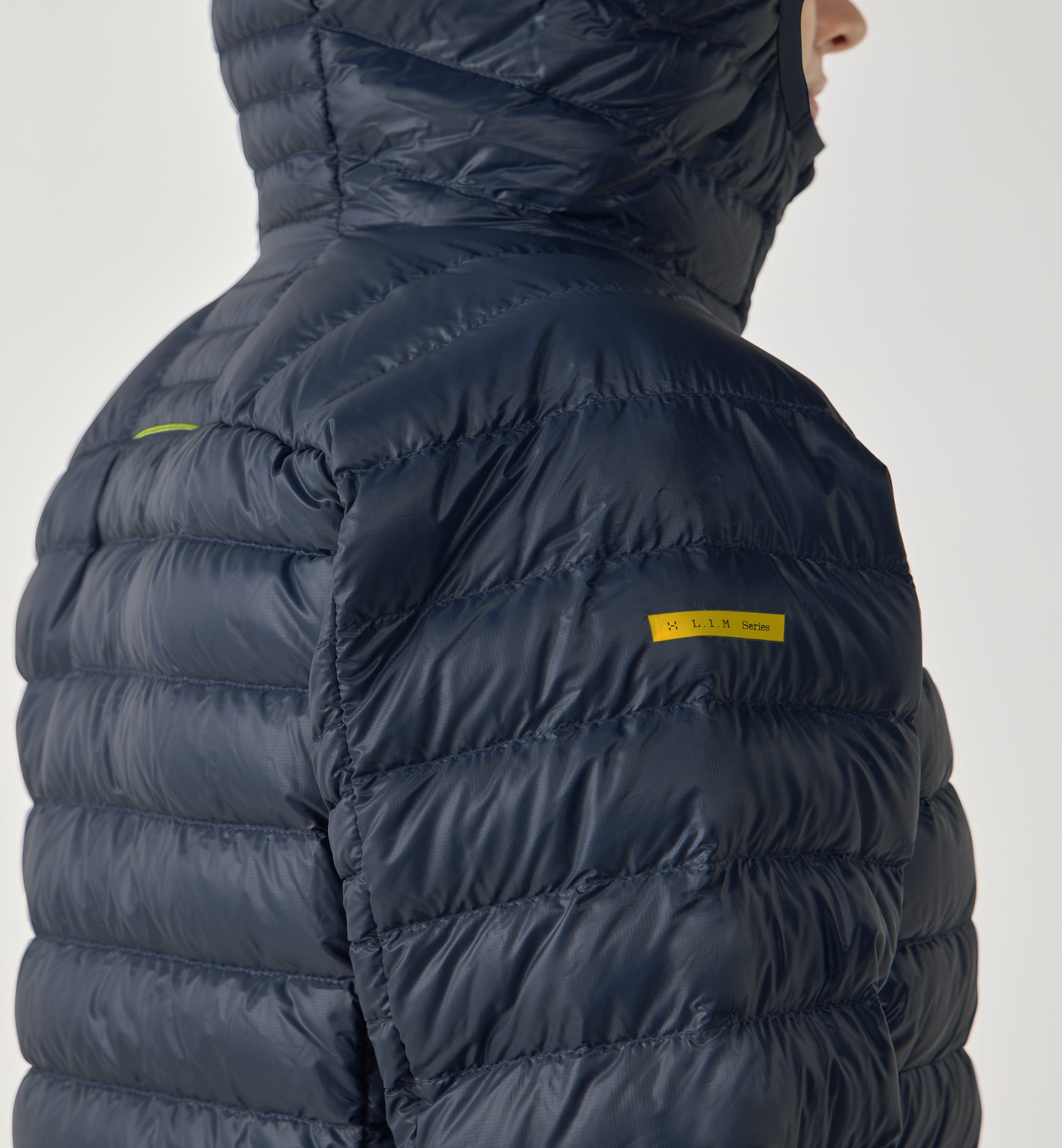 W Bunda HAGLÖFS L.I.M Down Hood