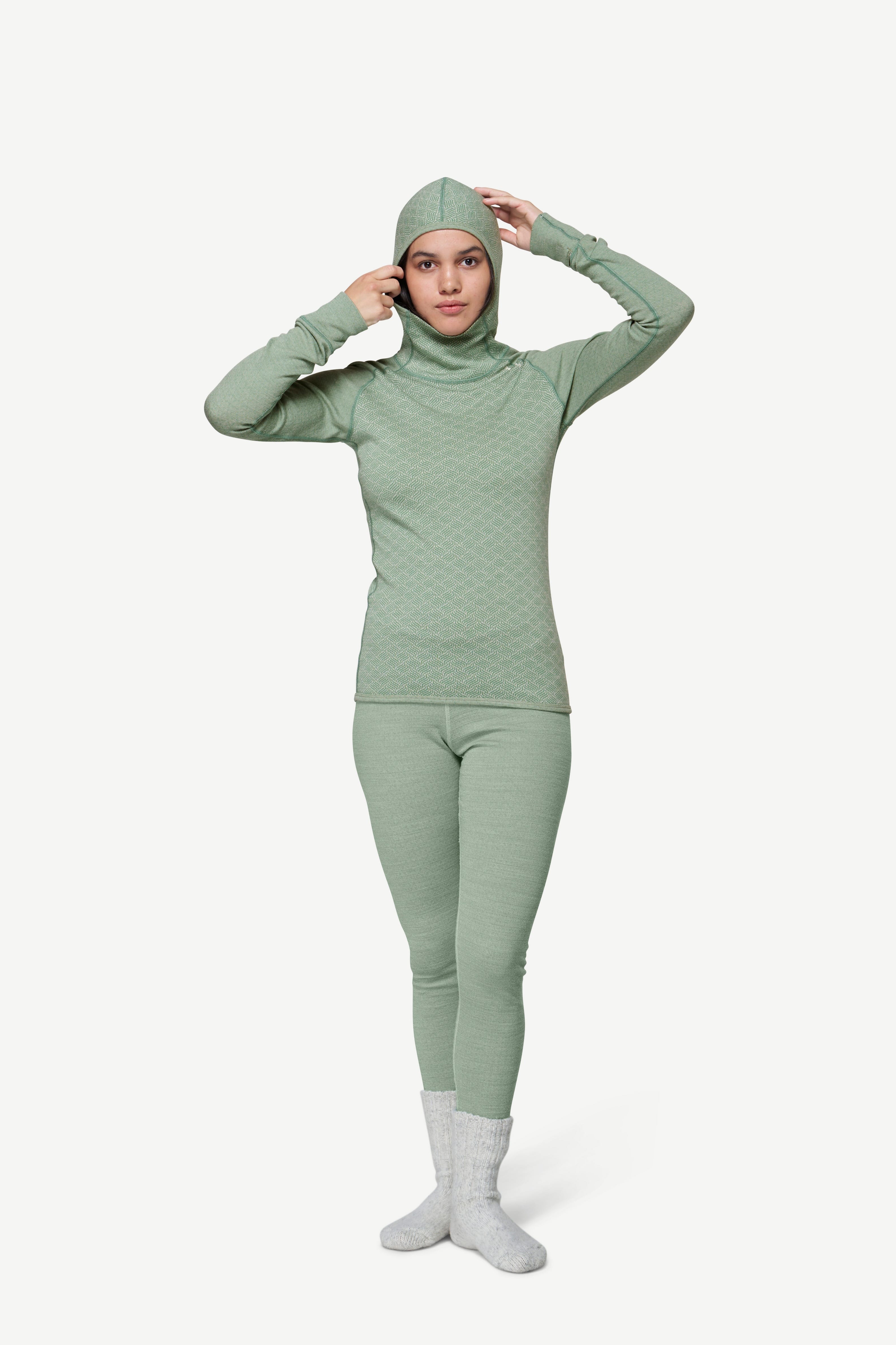 W Triko DEVOLD KVITEGGA MERINO 230 HOODIE