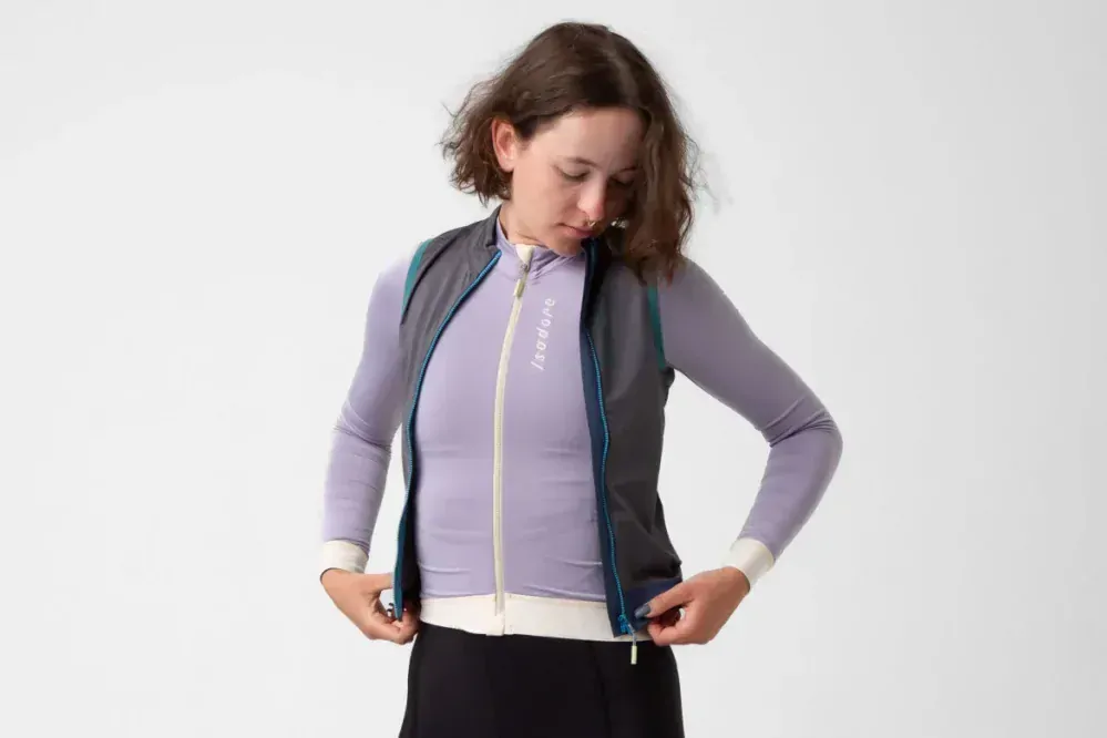 Cyklovesta ISADORE Alternative Light Vest Asphalt