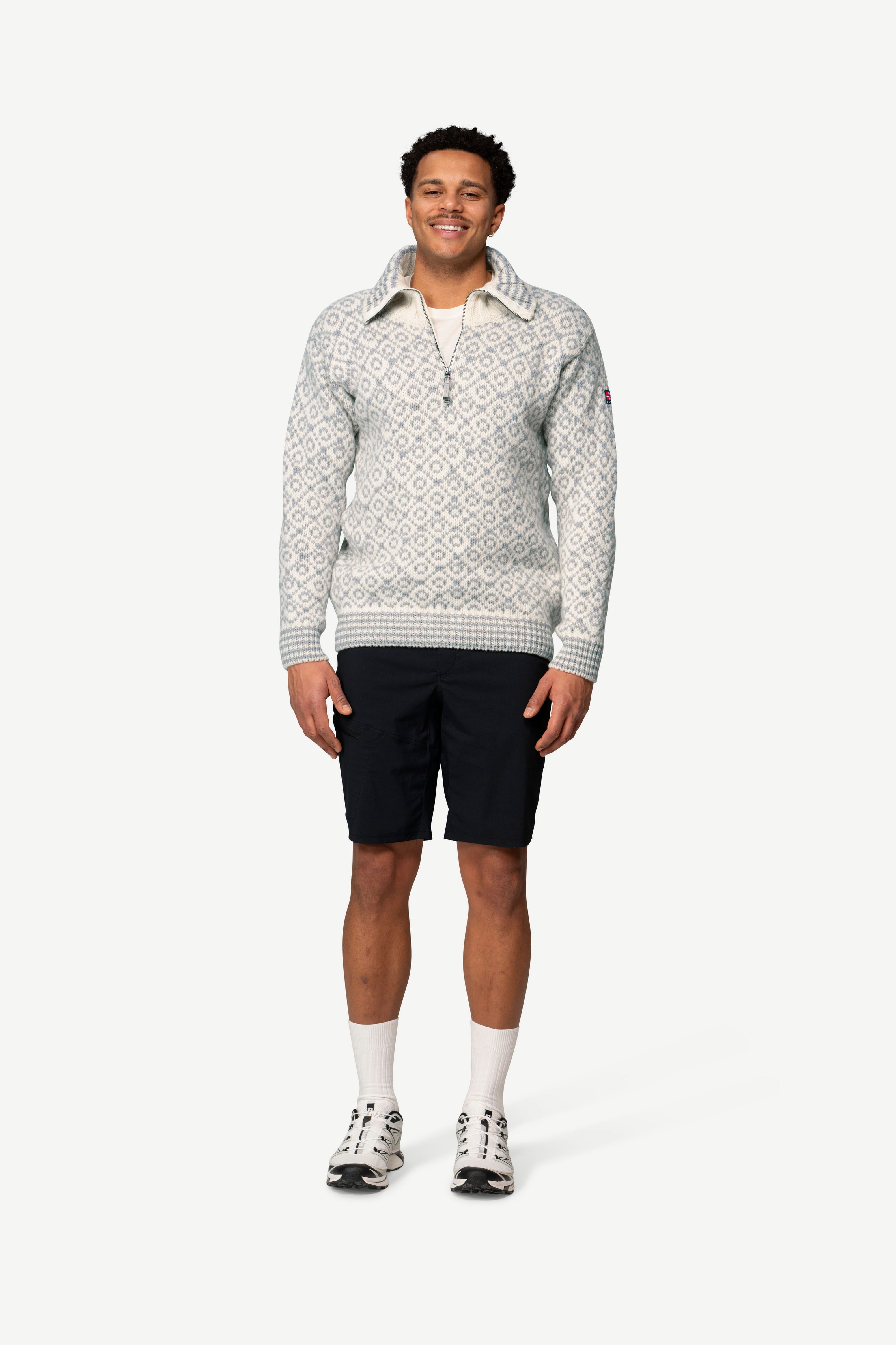 Svetr DEVOLD SVALBARD WOOL ZIP NECK