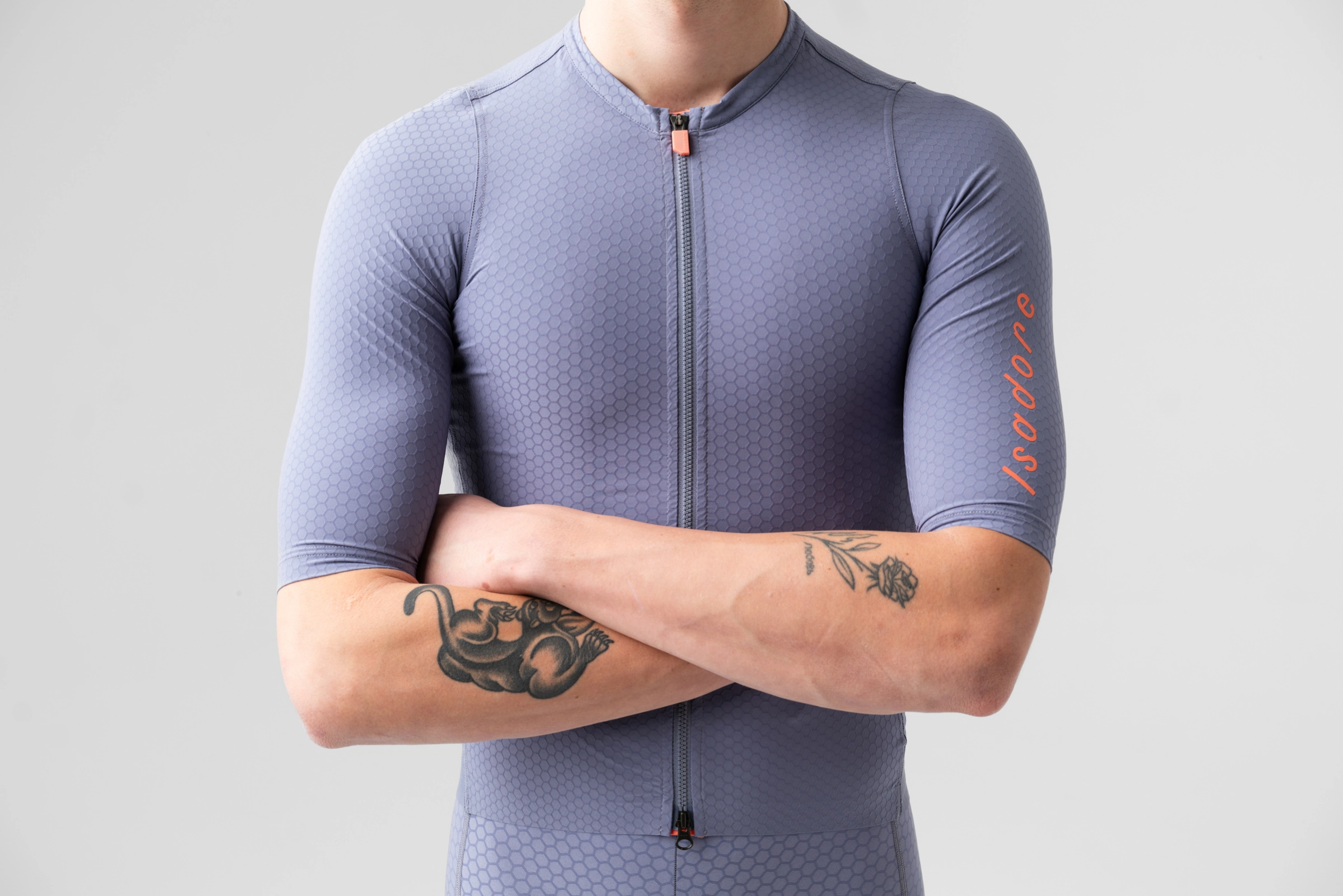 Cyklodres ISADORE Echelon Aero
