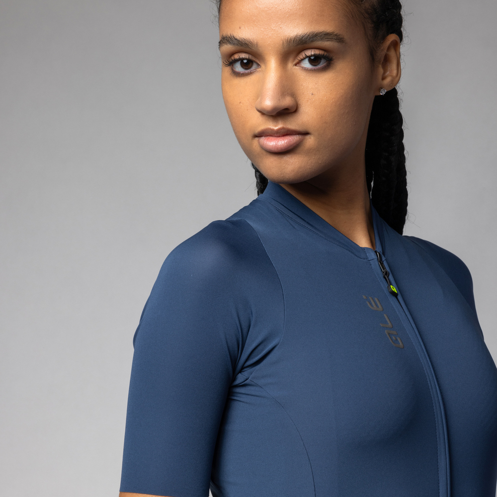 W Cyklodres ALÉ Color Block