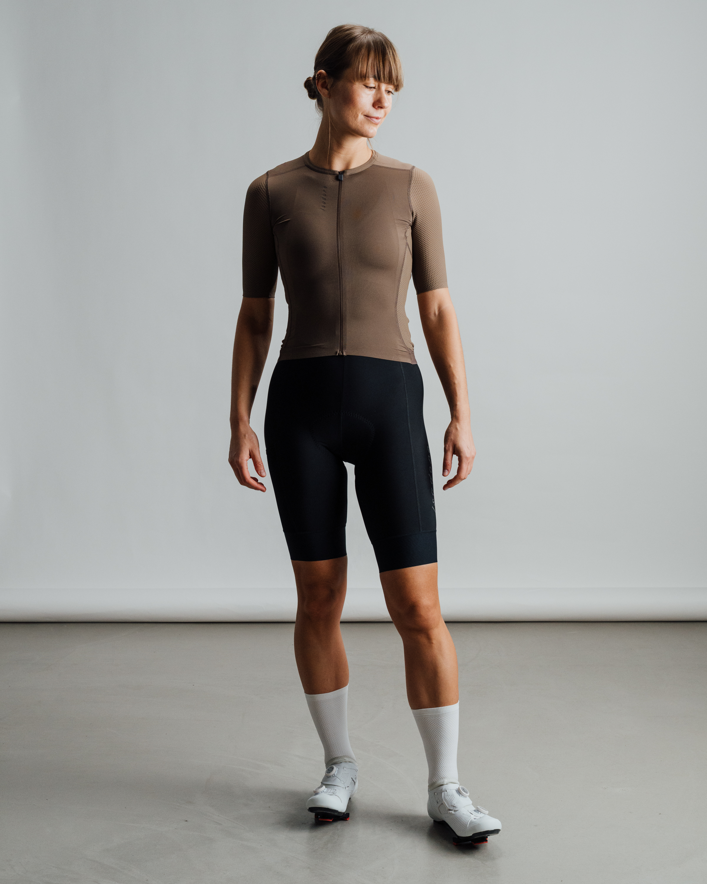 W Cyklodres ISADORE Signature