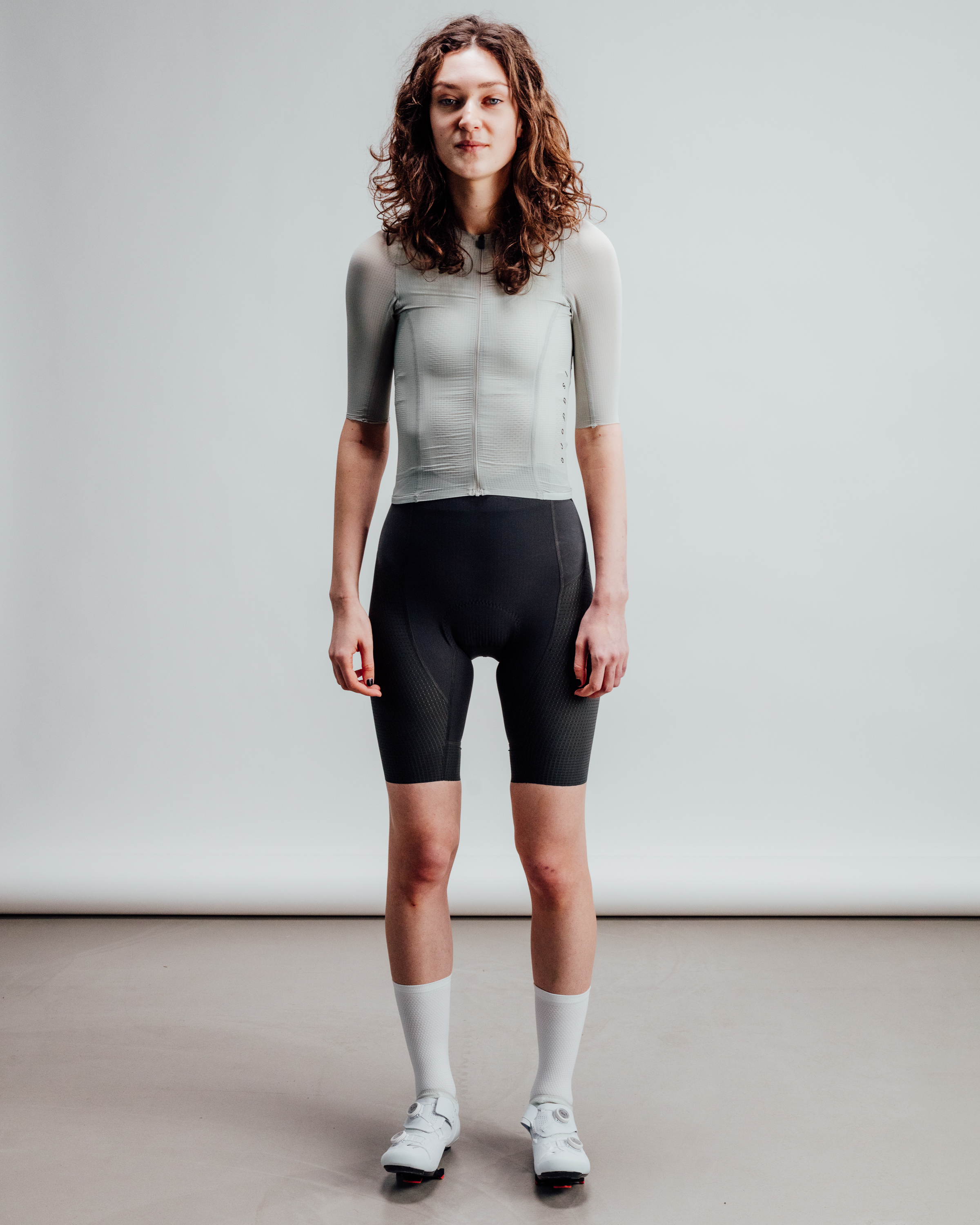 W Cyklodres ISADORE Echelon Ultralight Aero