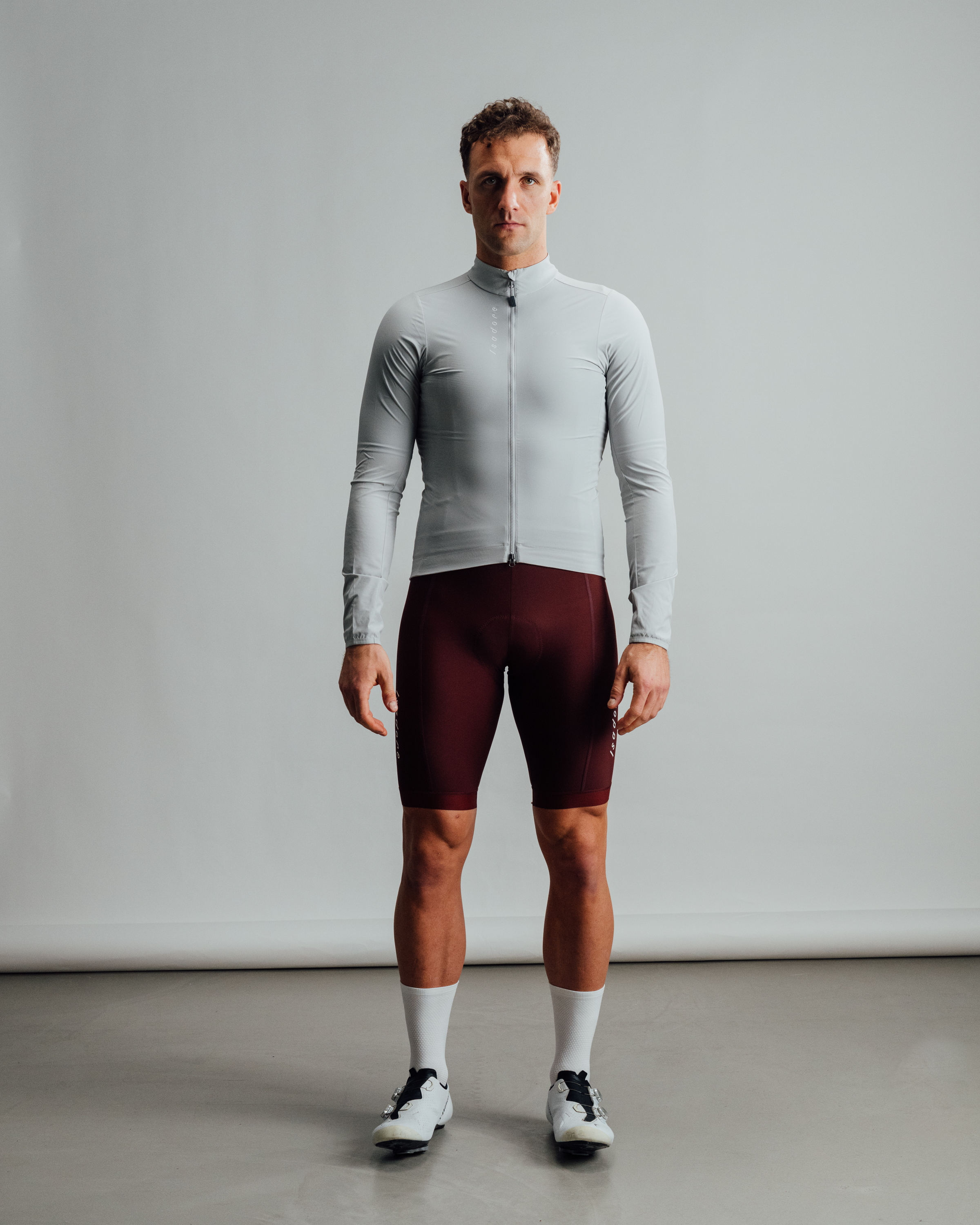 Cyklobunda ISADORE Wind