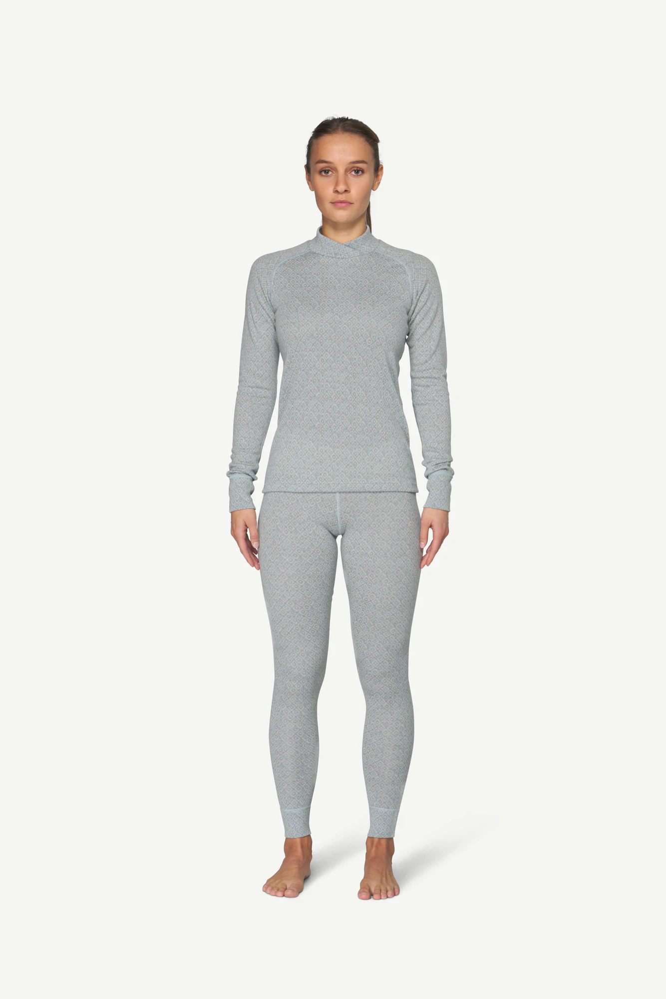 W Triko DEVOLD Signature Silk 230 Cross Neck