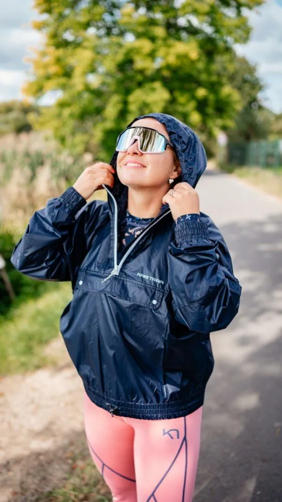 W Bunda KARI TRAA Pauline