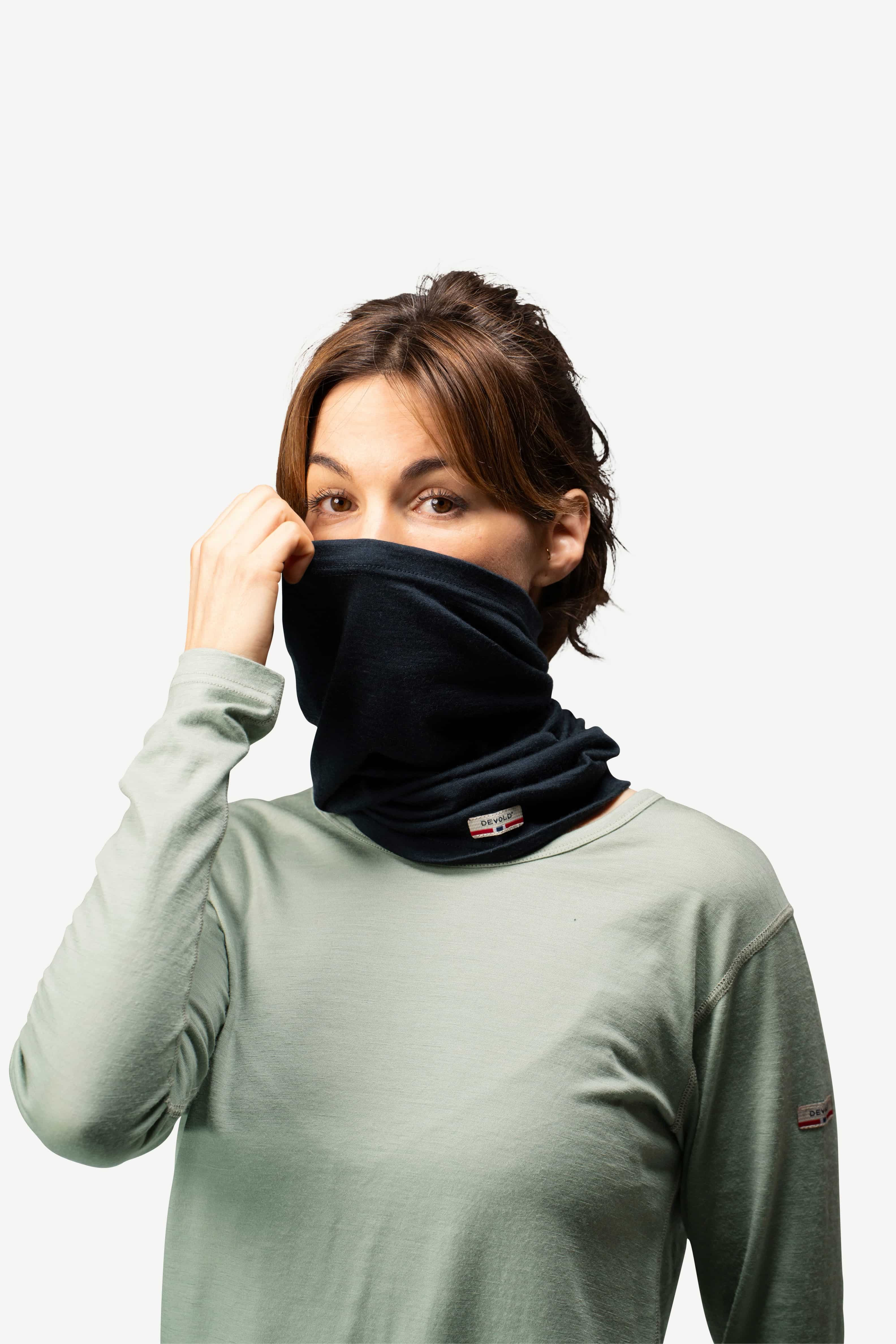 Nákrčník DEVOLD BREEZE PLUS MERINO 200