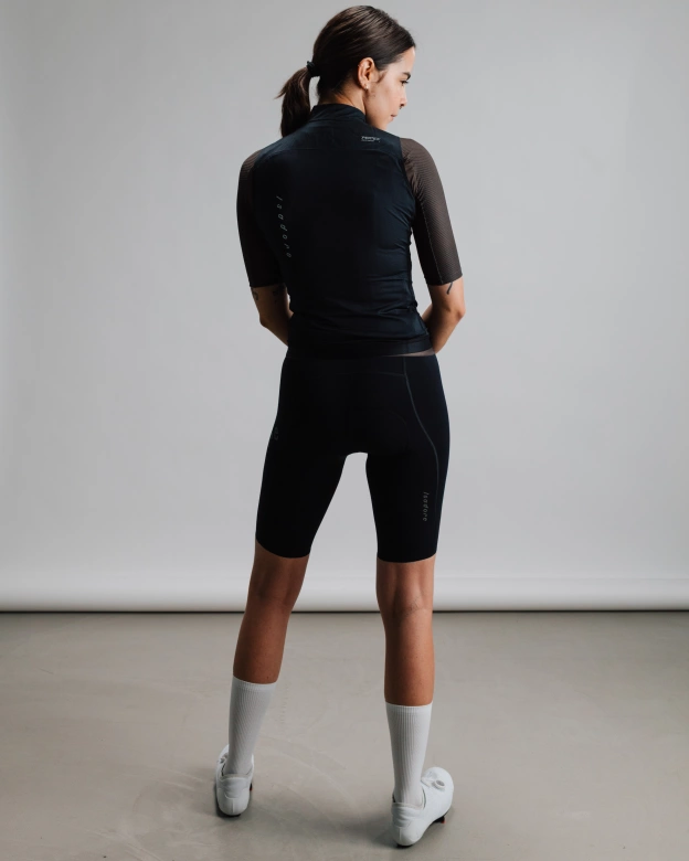 W Cyklovesta ISADORE Alternative Wind