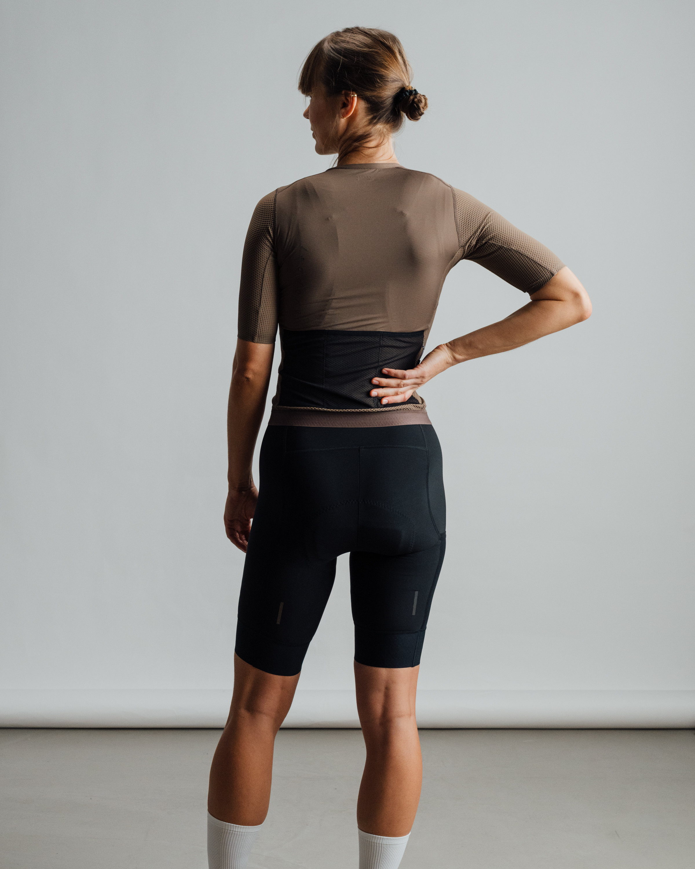 W Cyklodres ISADORE Signature