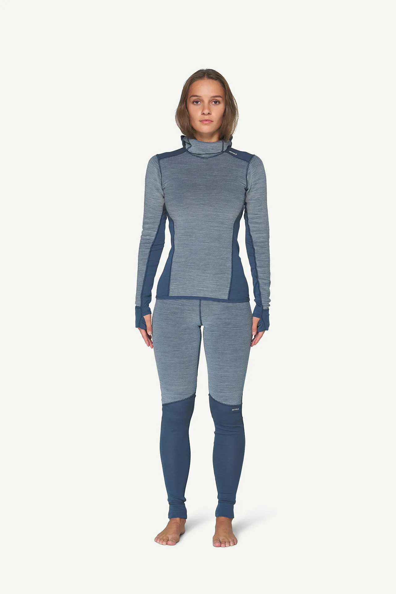 W Triko DEVOLD Reverso Merino Hoodie
