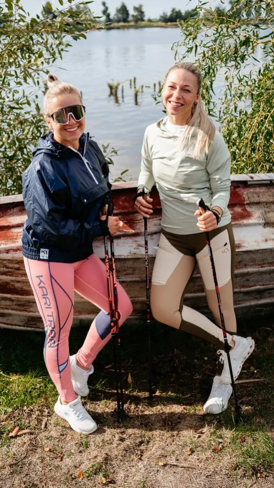 W Bunda KARI TRAA Pauline