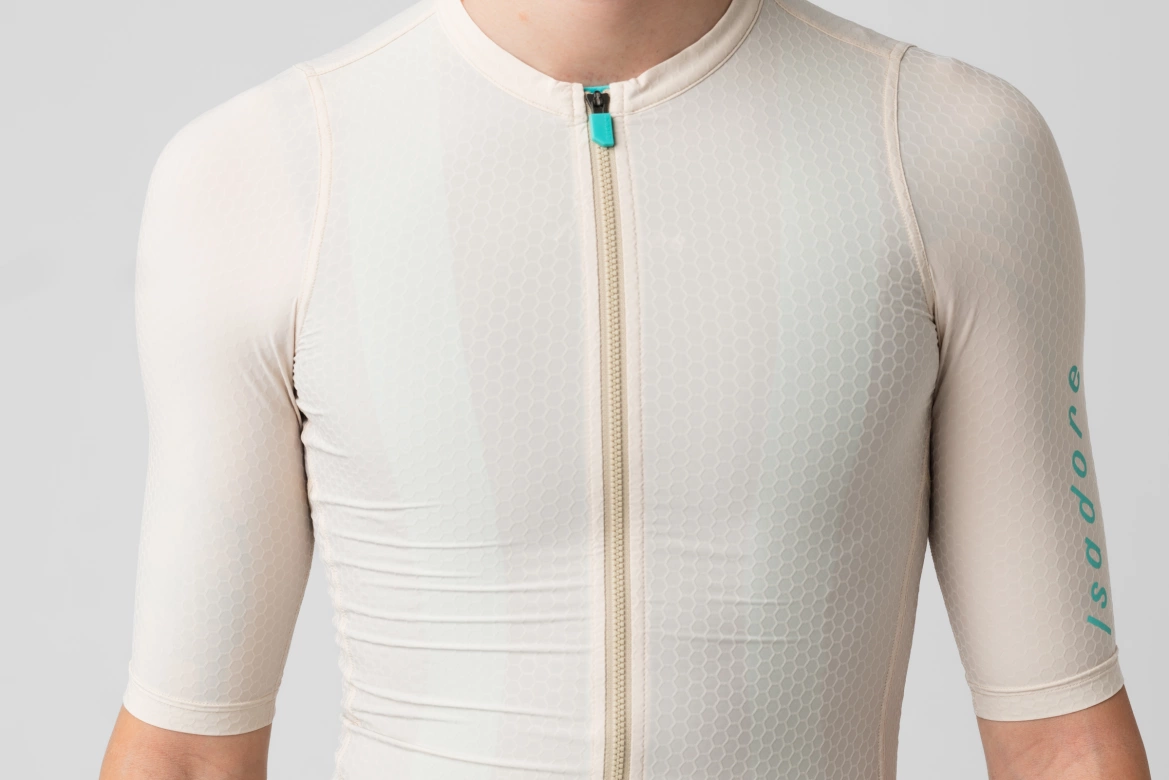 Cyklodres ISADORE Echelon Aero
