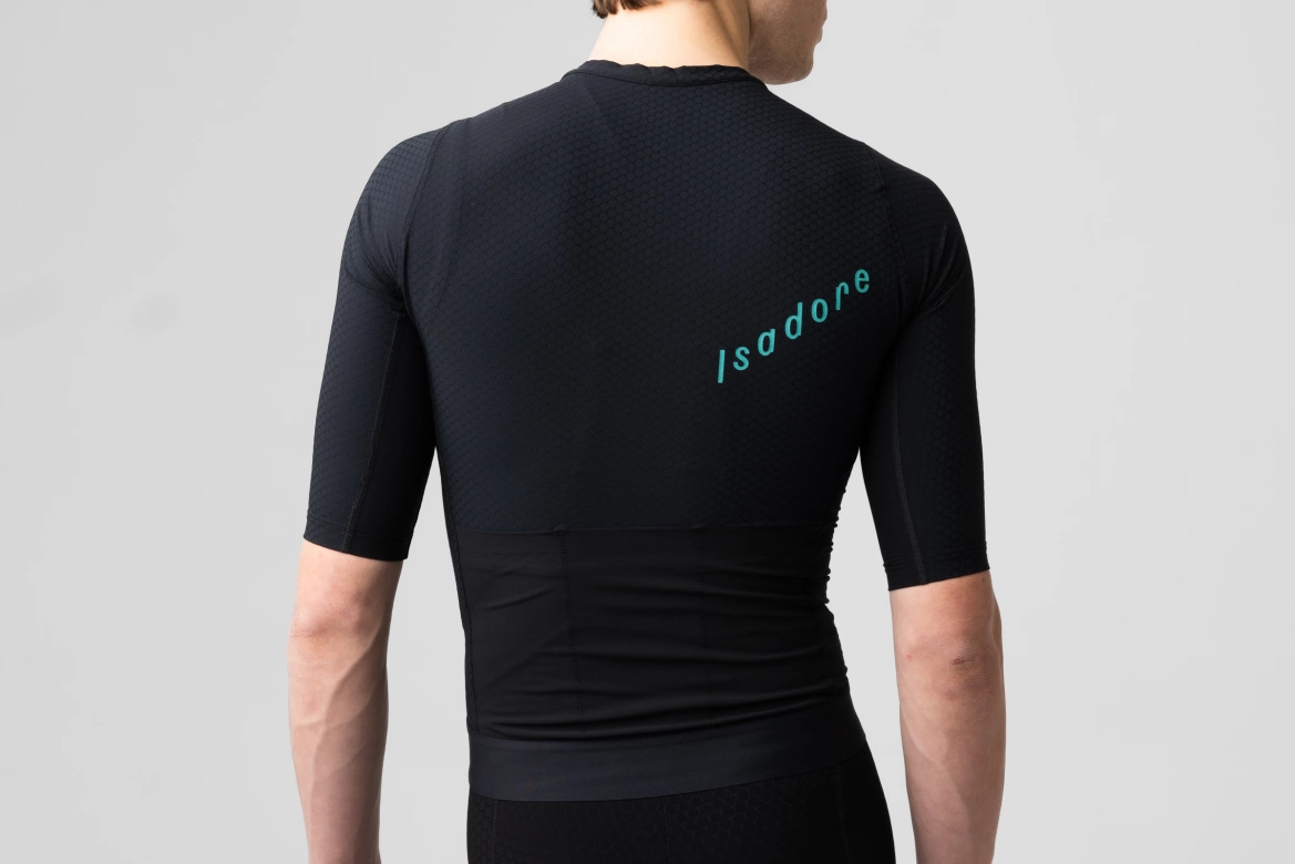 Cyklodres ISADORE Echelon Aero