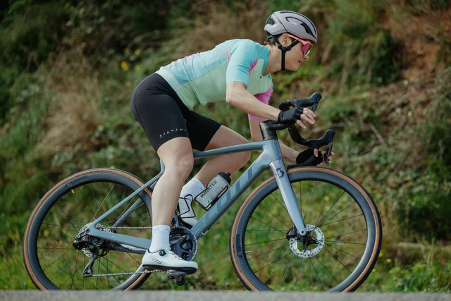 W Cyklokalhoty SILVINI SELLIA