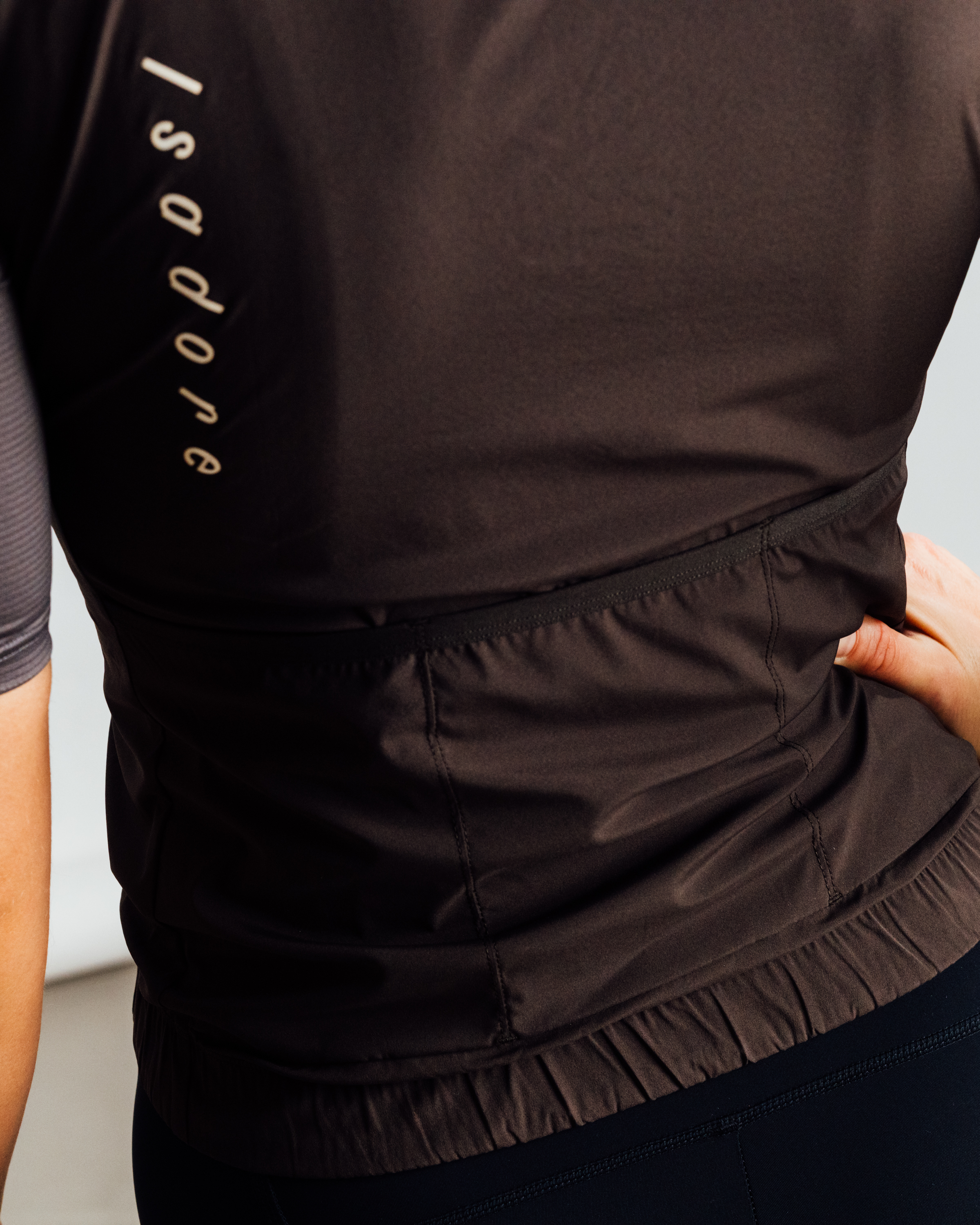 W Cyklovesta ISADORE Wind