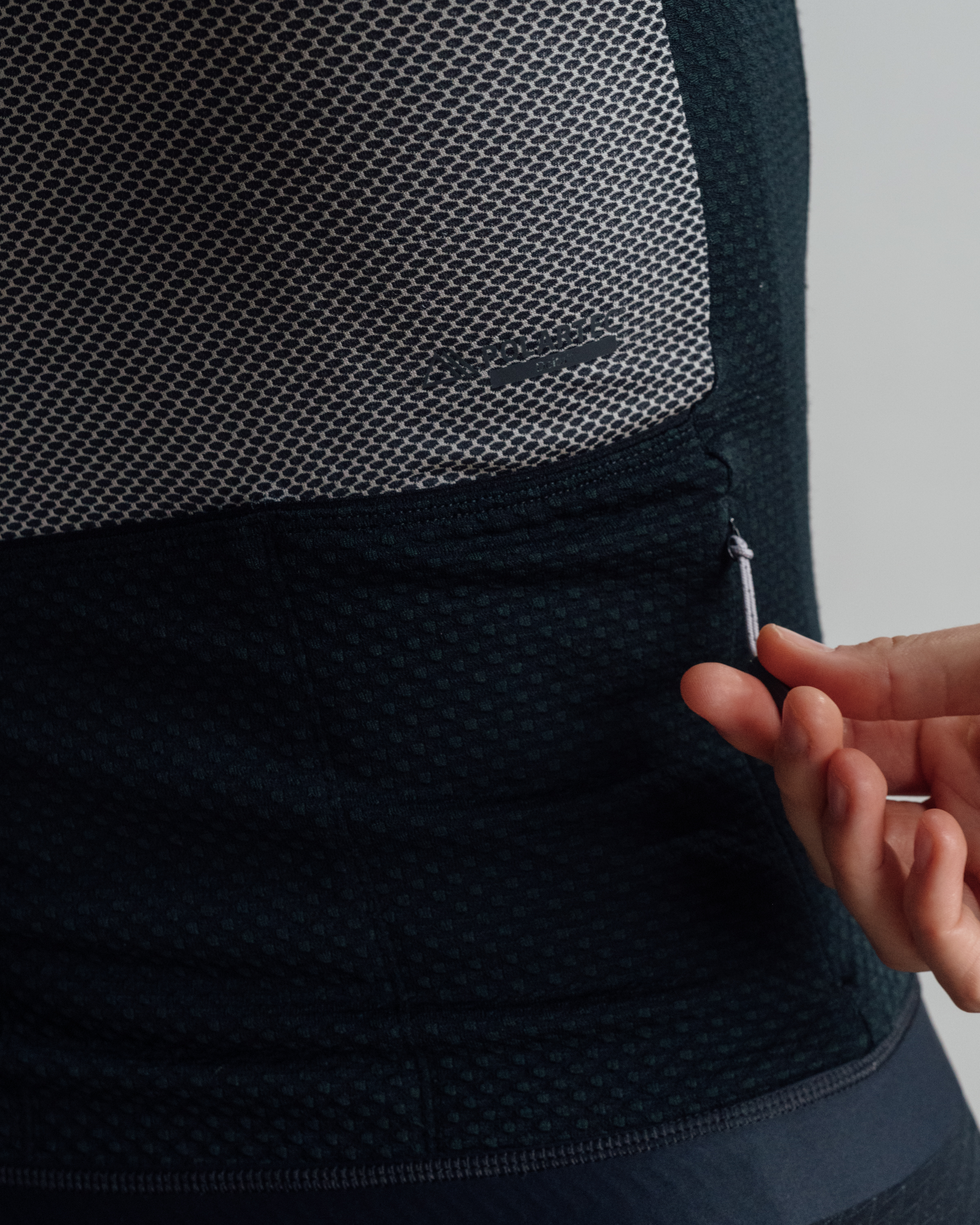 W Cyklodres ISADORE Signature Merino Air