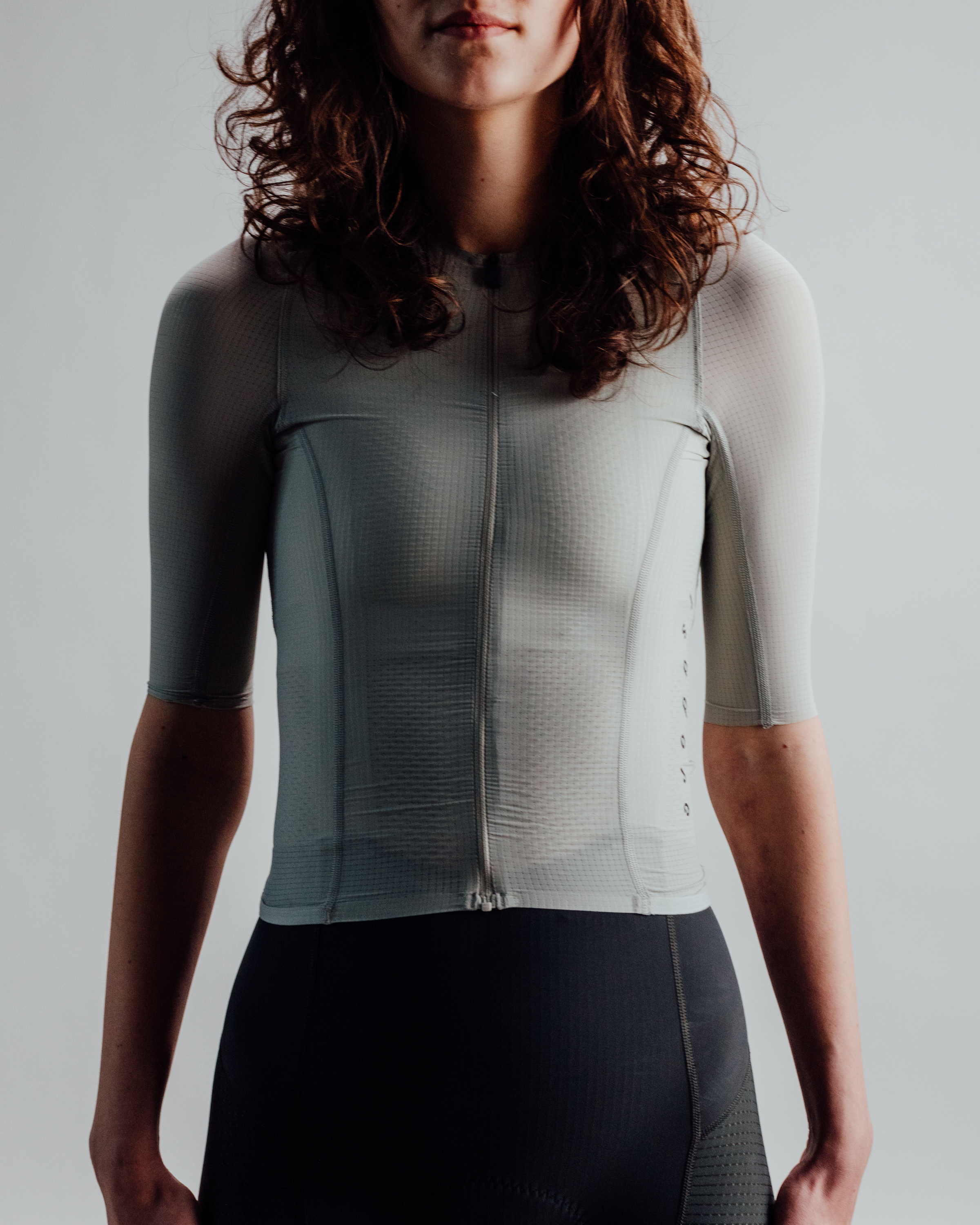 W Cyklodres ISADORE Echelon Ultralight Aero