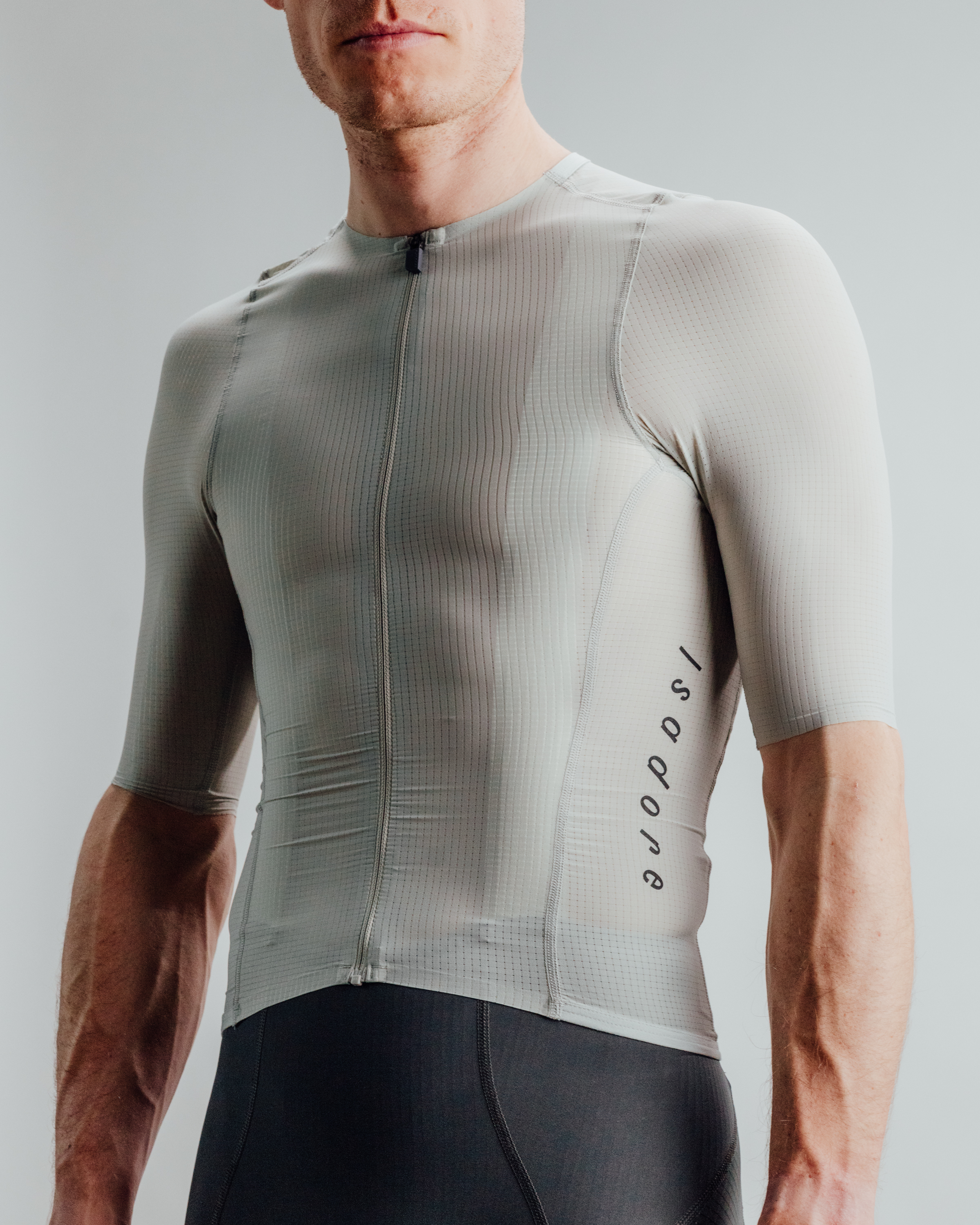 Cyklodres ISADORE Echelon Ultralight Aero