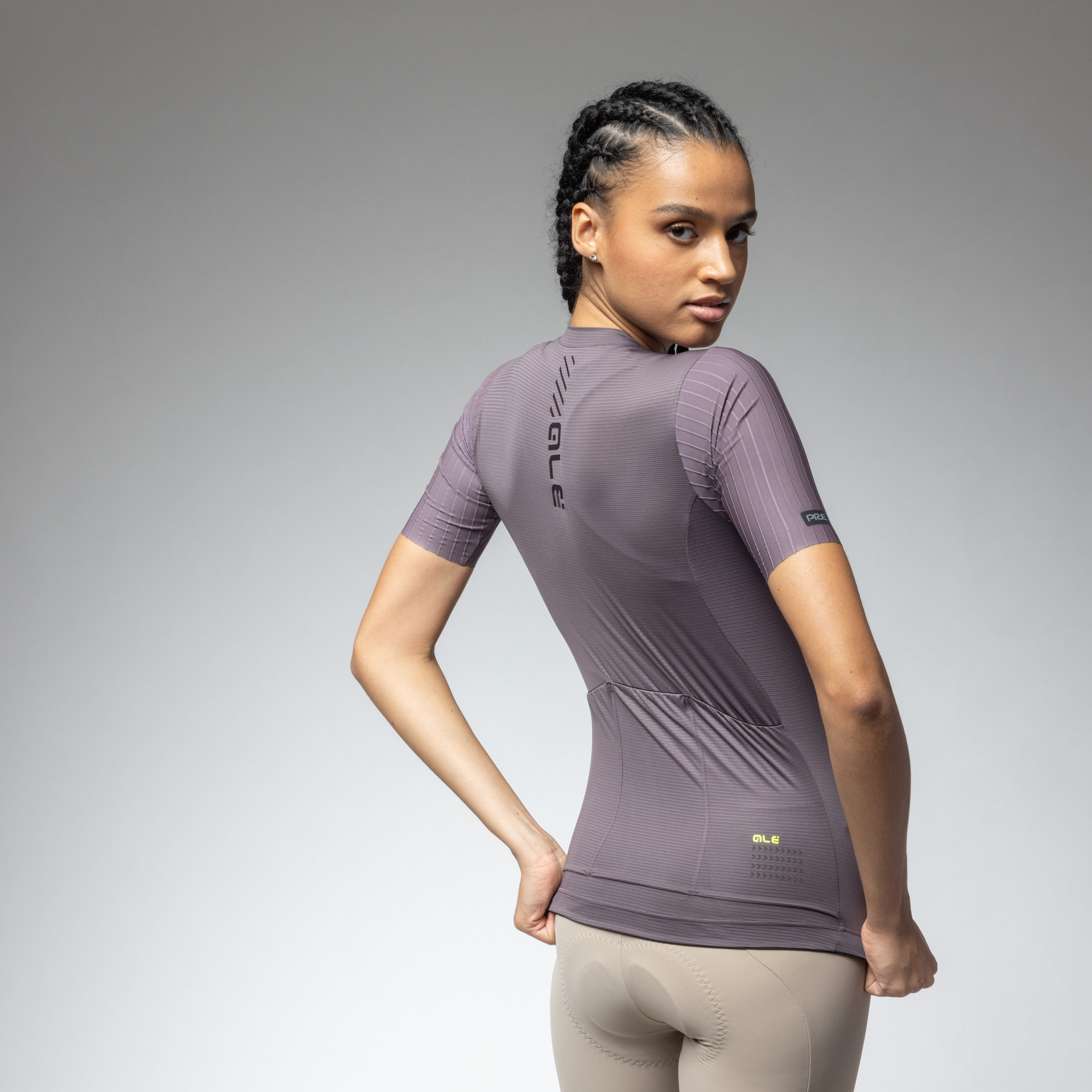 W Cyklodres ALÉ Earthy Style 2.0