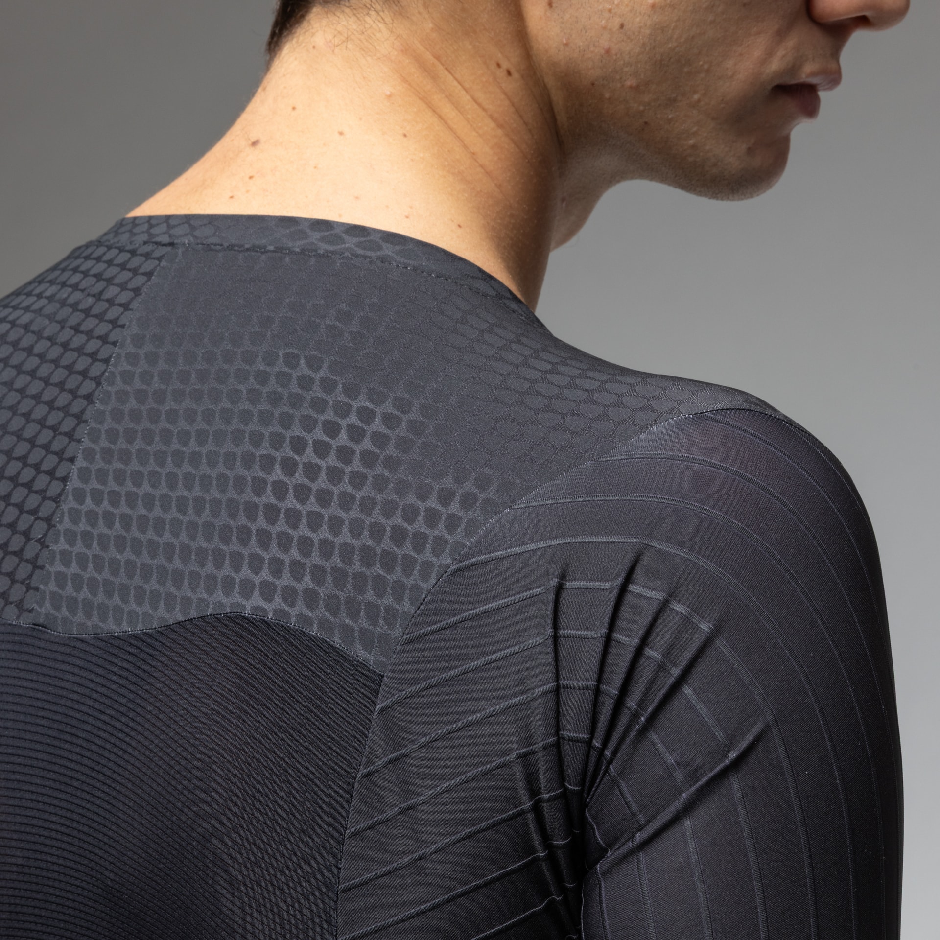 Cyklodres ALÉ Eagle