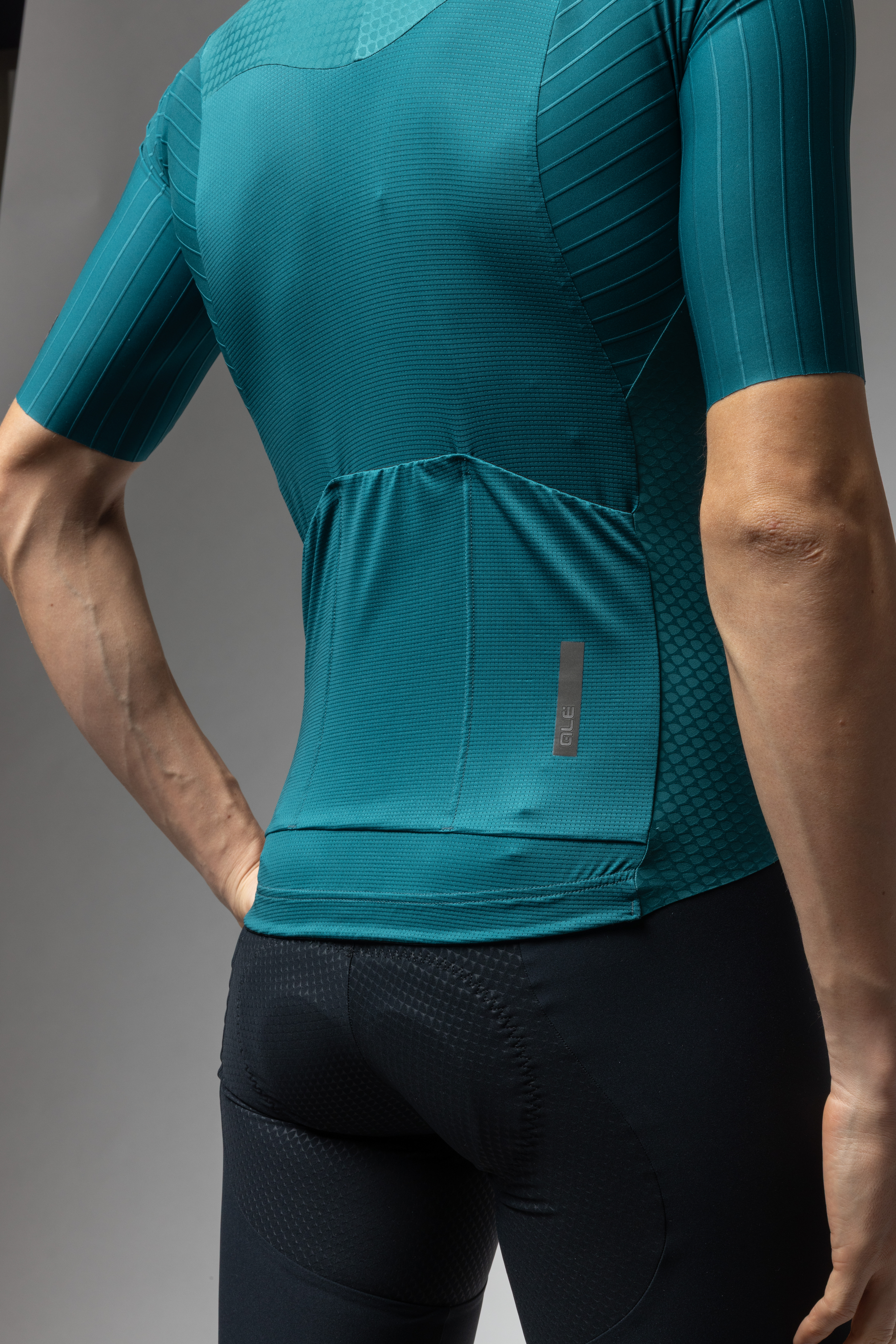 Cyklodres ALÉ Eagle