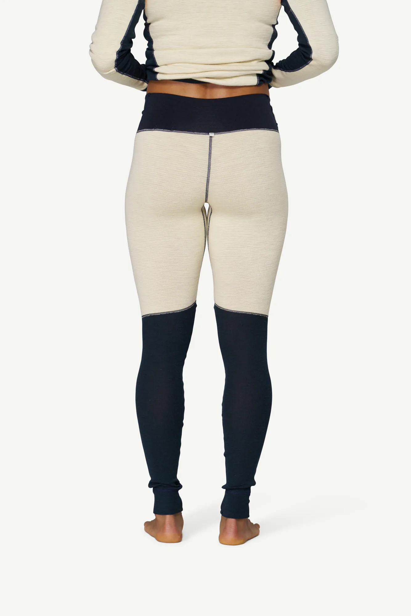 W Spodky DEVOLD Reverso Merino