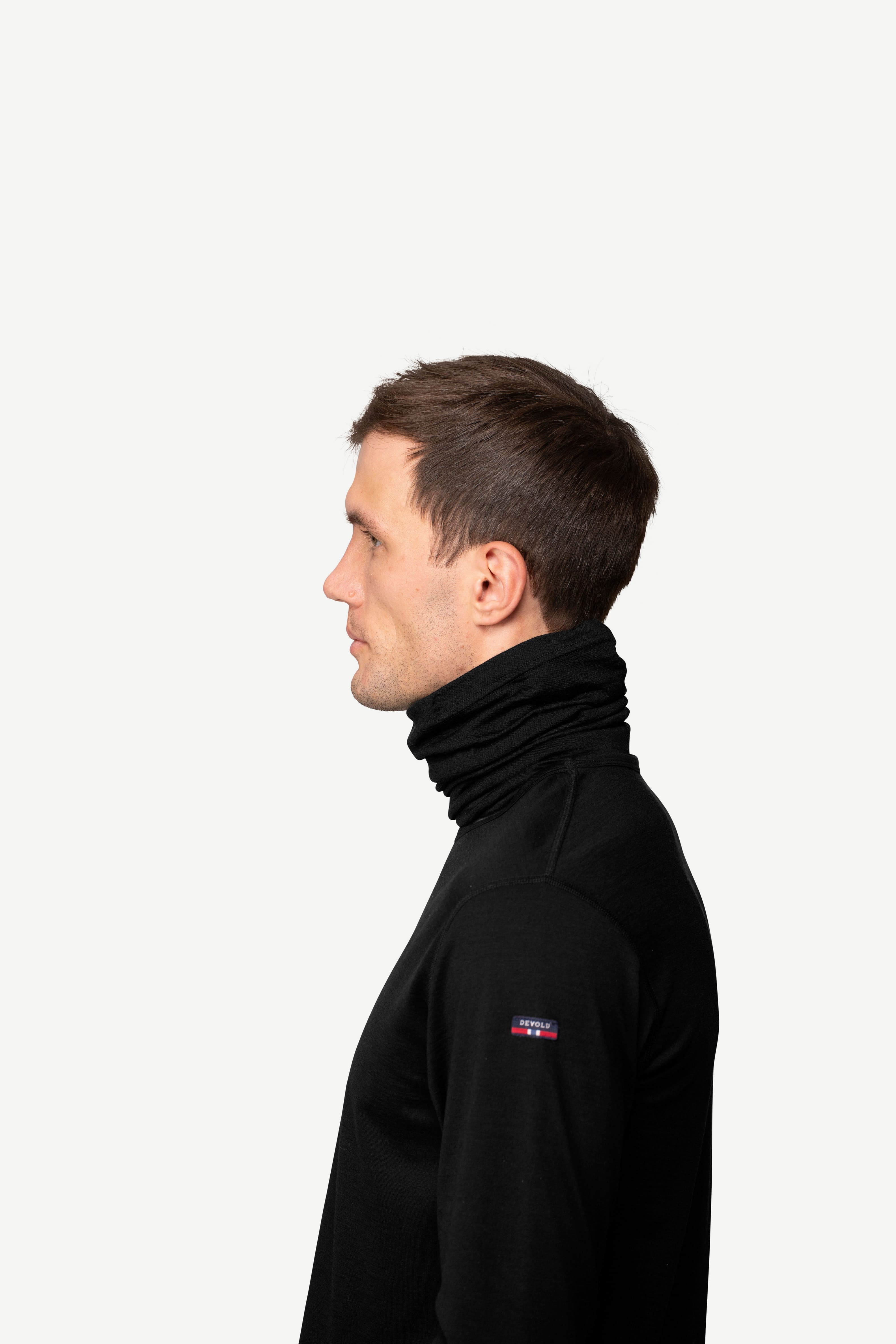 Nákrčník DEVOLD BREEZE MERINO 150