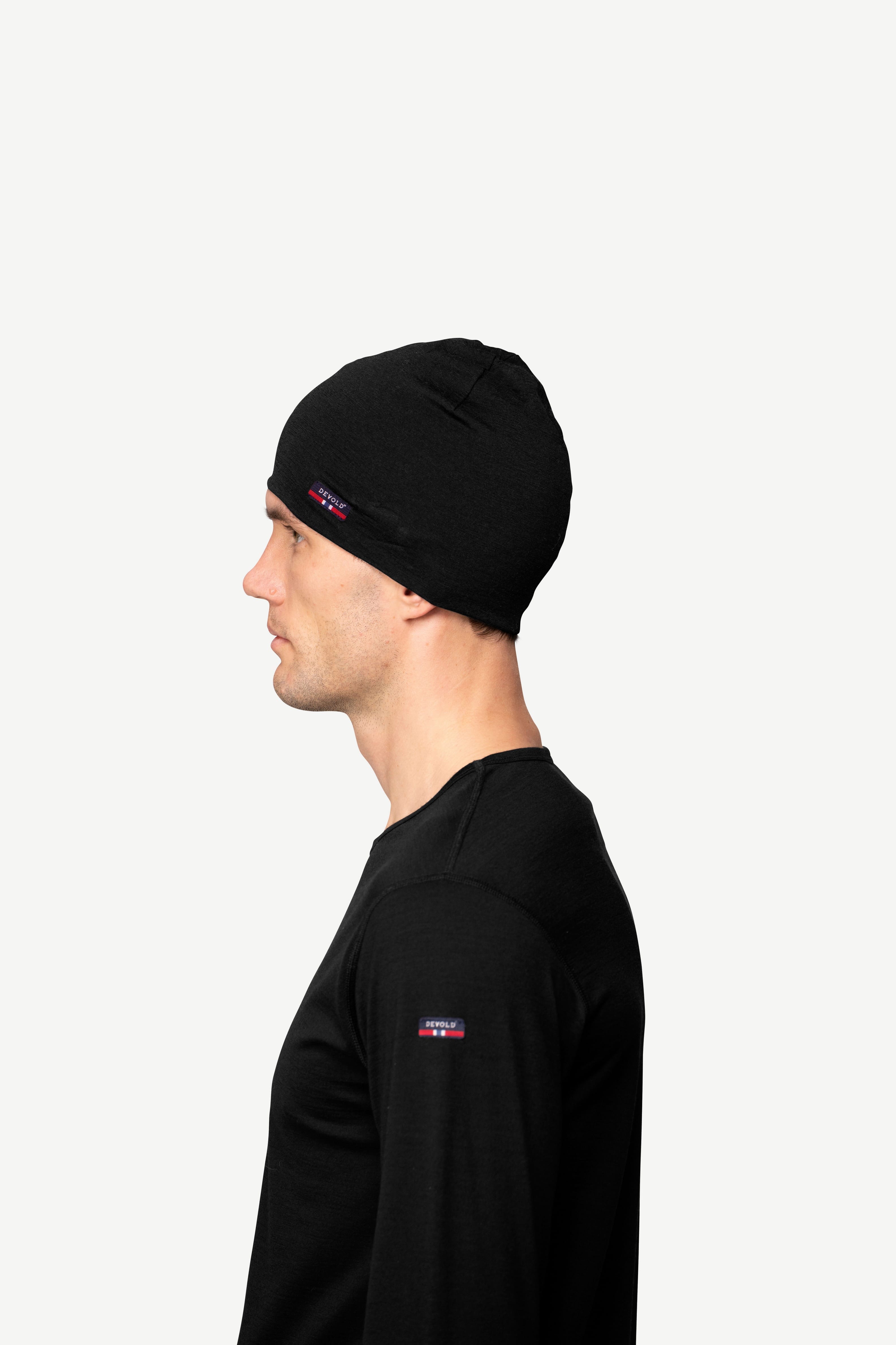 Čepice DEVOLD BREEZE MERINO 150