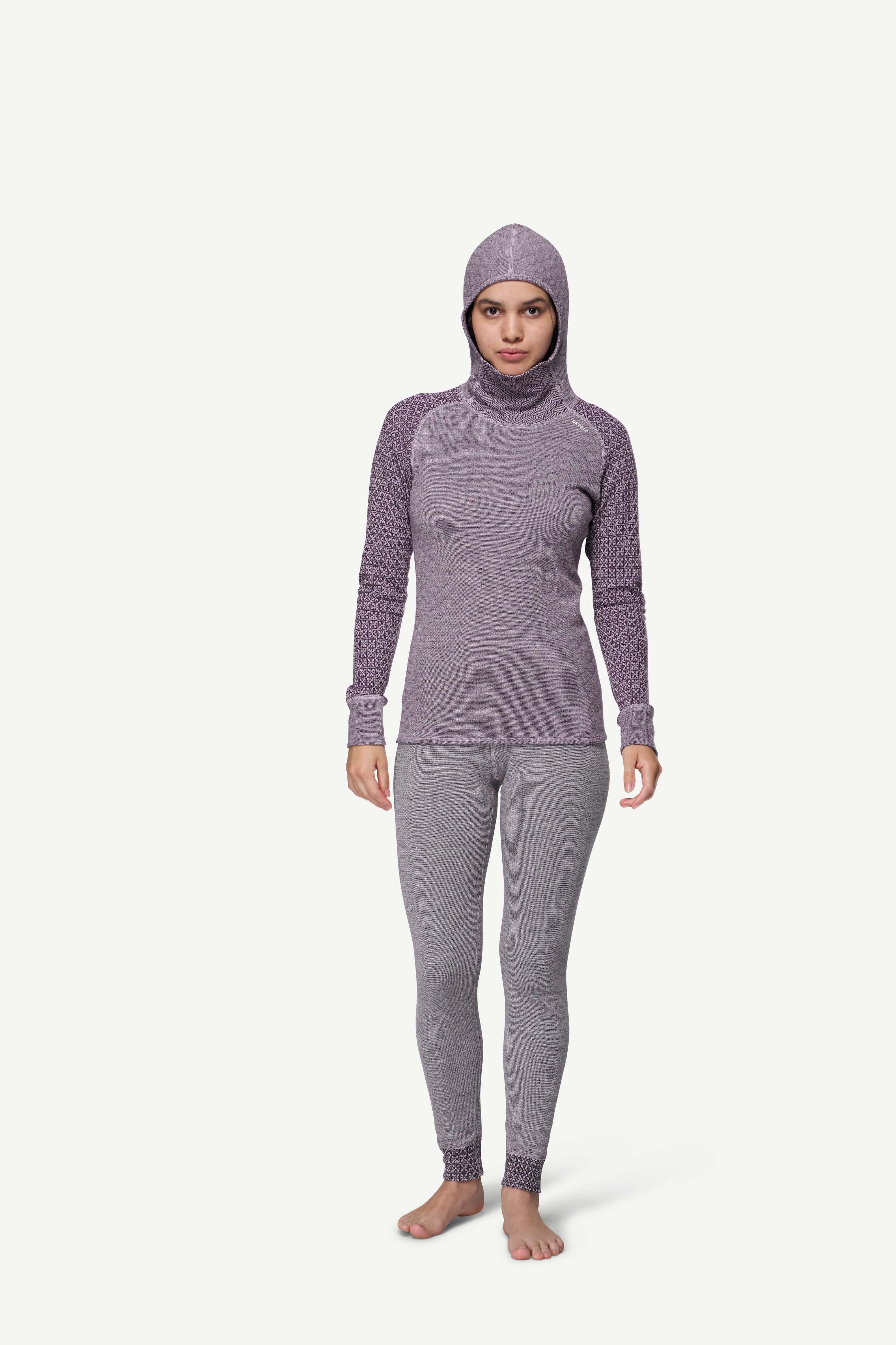 W Triko DEVOLD KVITEGGA MERINO 230 HOODIE