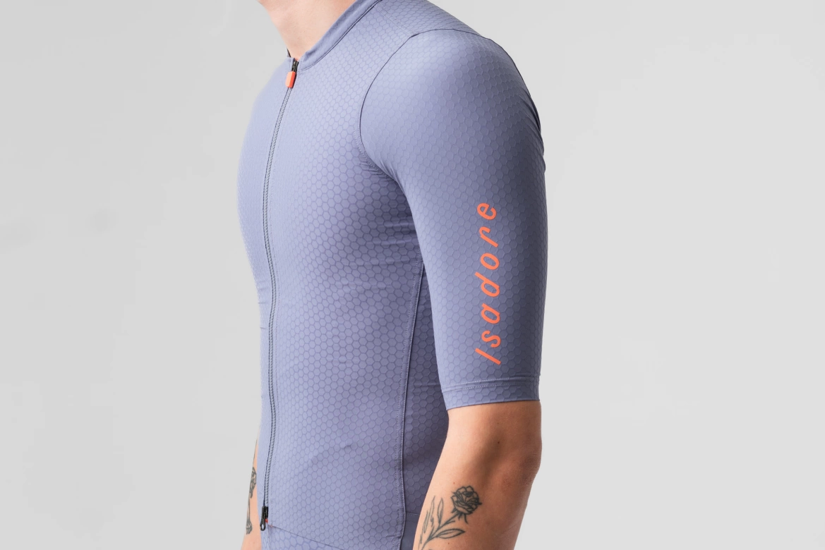 Cyklodres ISADORE Echelon Aero