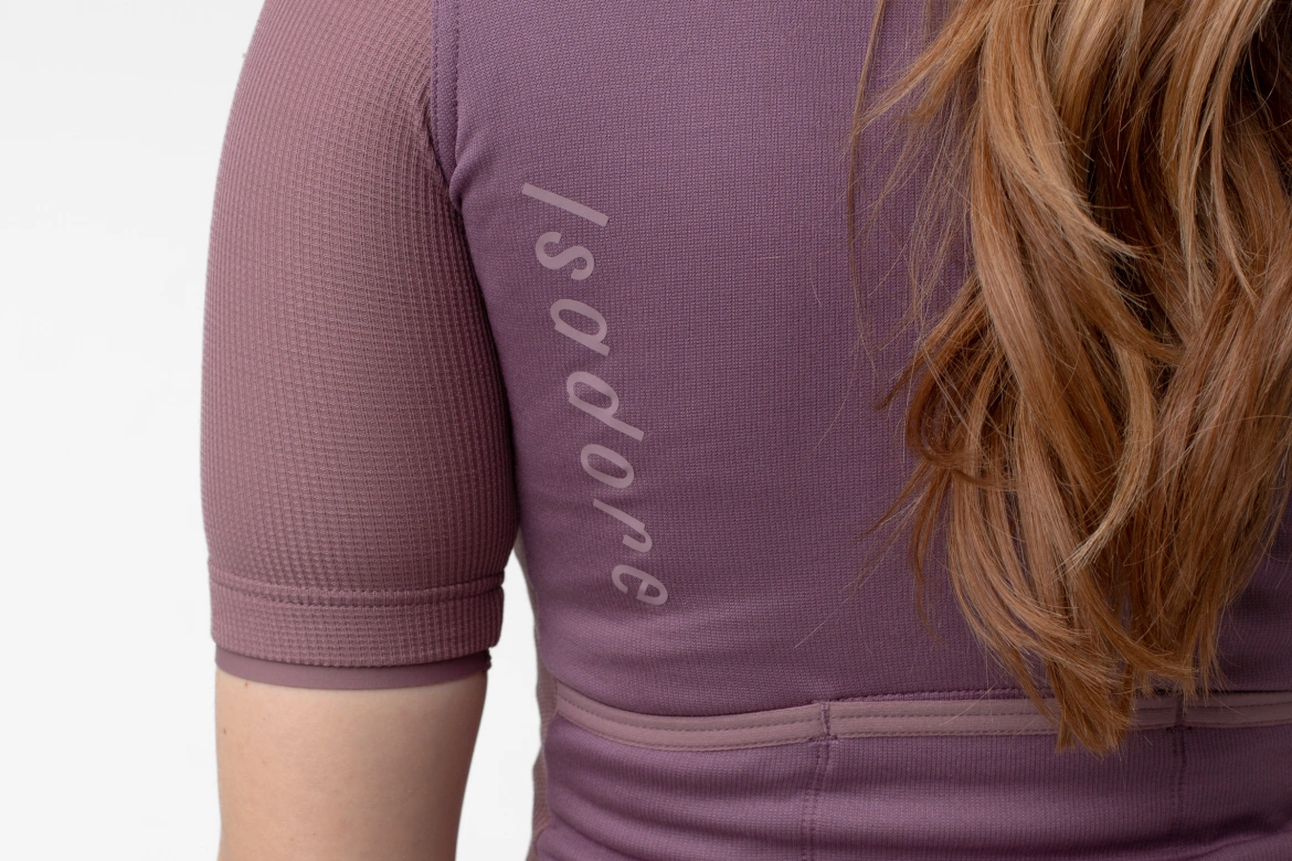W Cyklodres ISADORE Signature