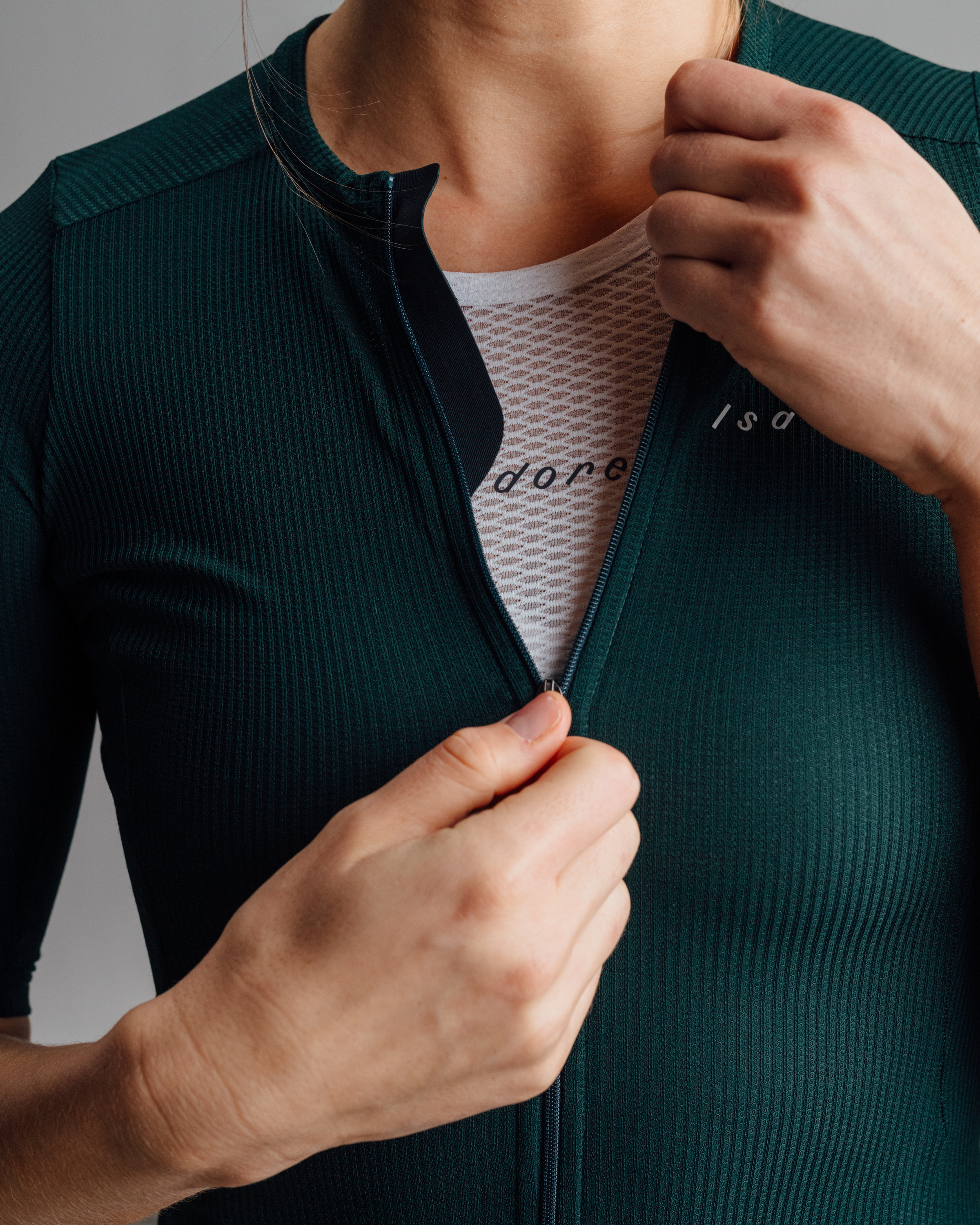 W Cyklodres ISADORE Debut Merino Air