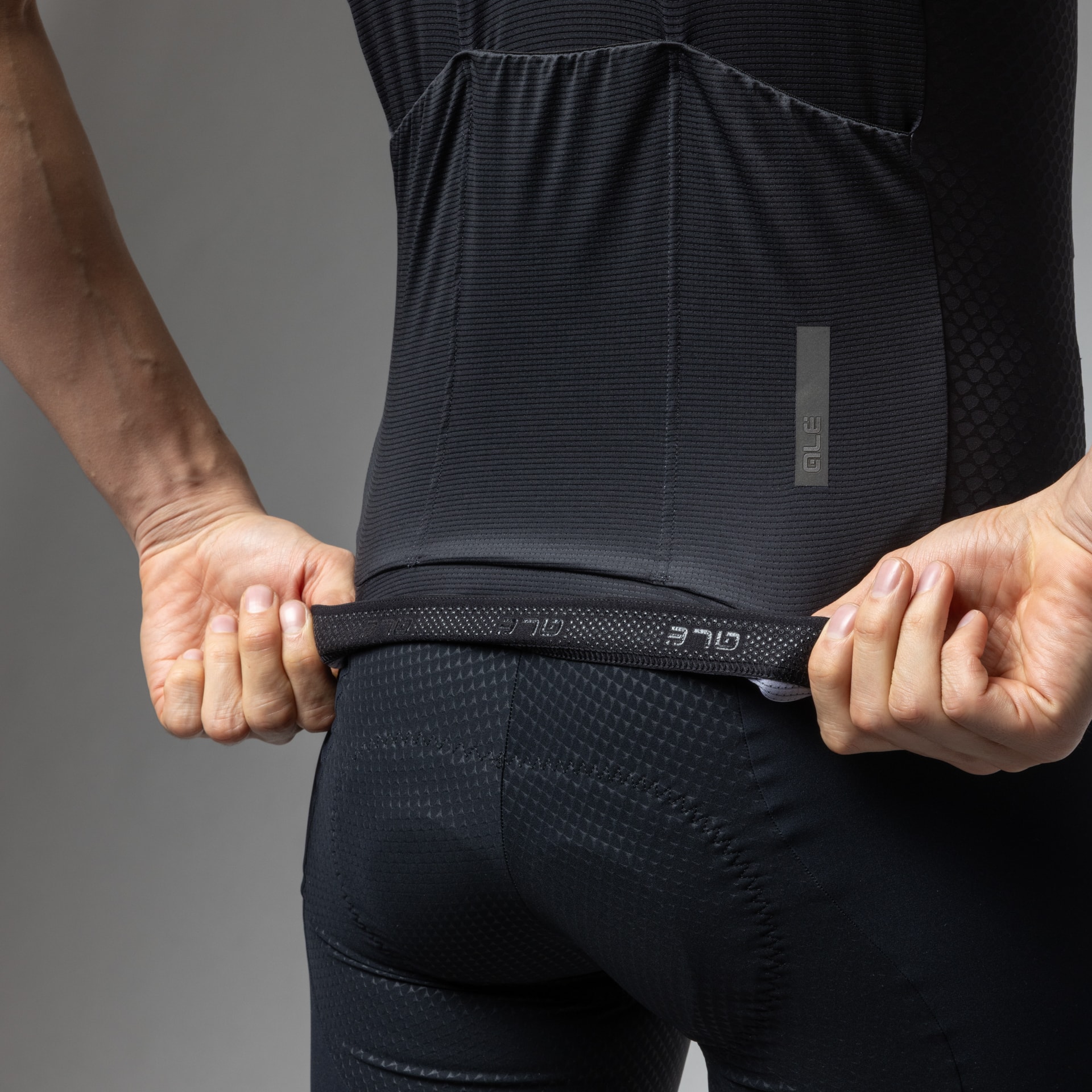 Cyklodres ALÉ Eagle