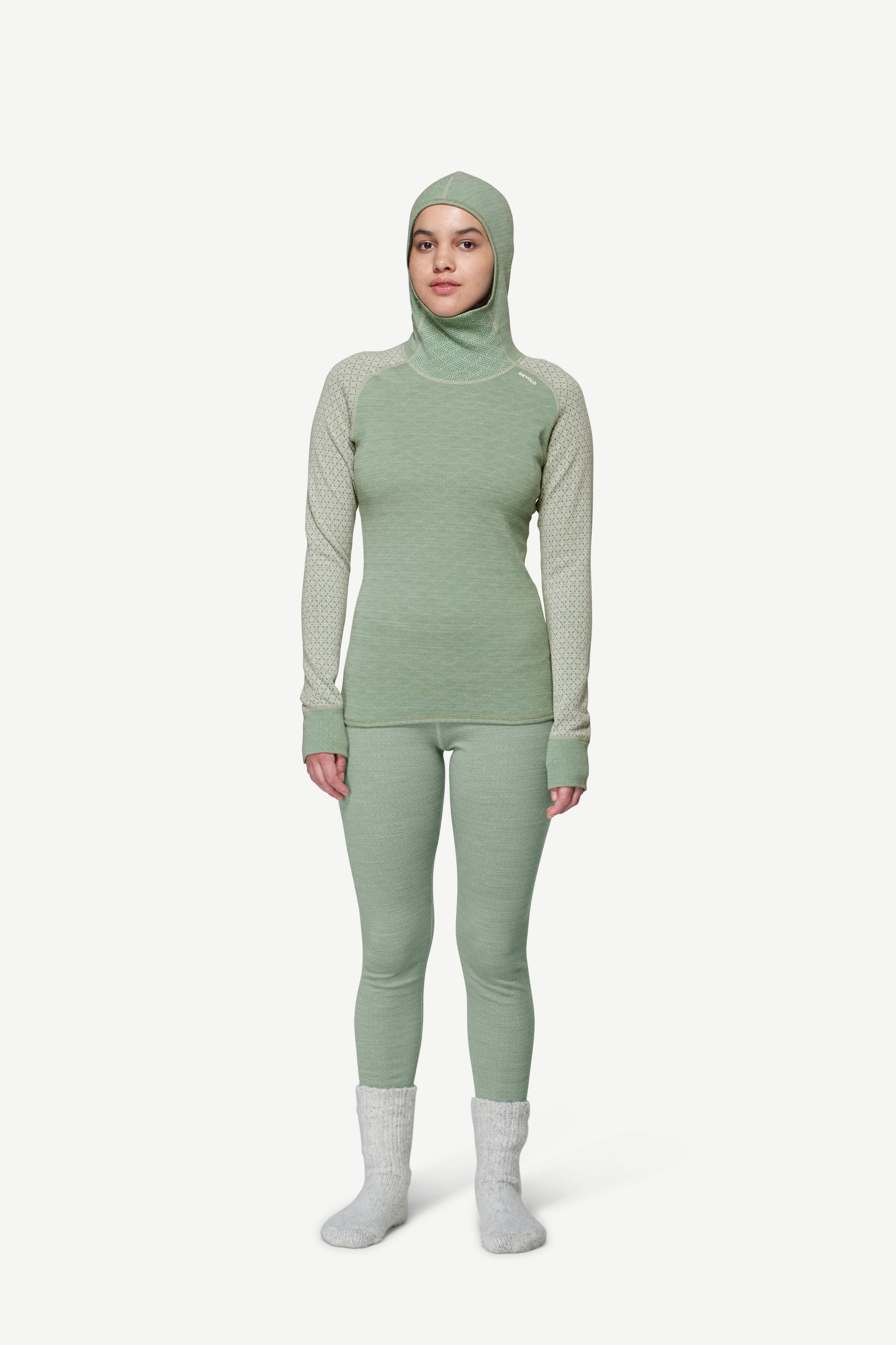 W Triko DEVOLD KVITEGGA MERINO 230 HOODIE