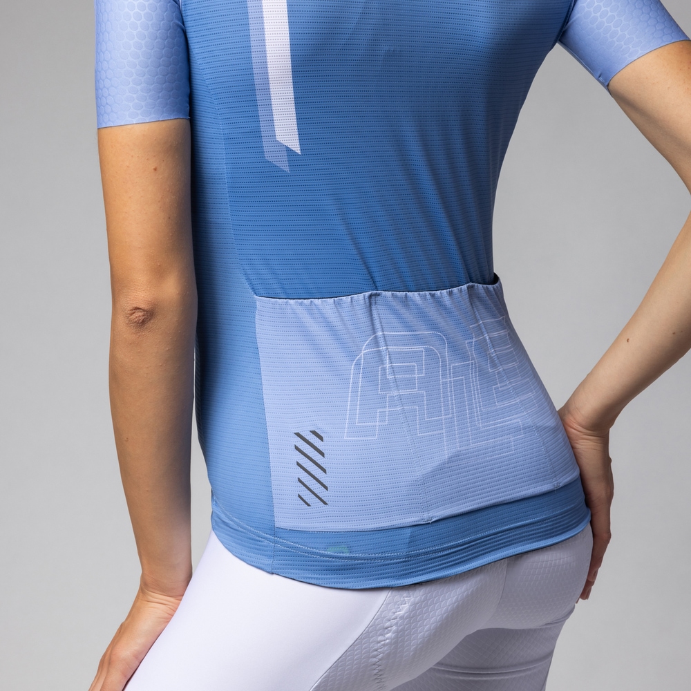 W Cyklodres ALÉ Follow me